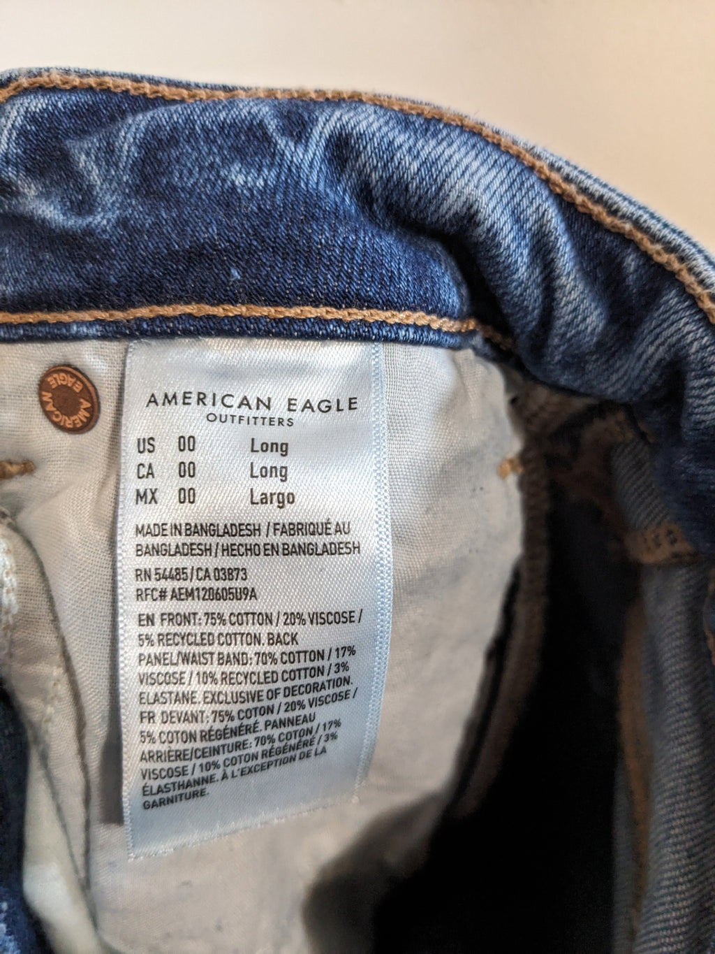 American Eagle Mom Jeans - sz 00