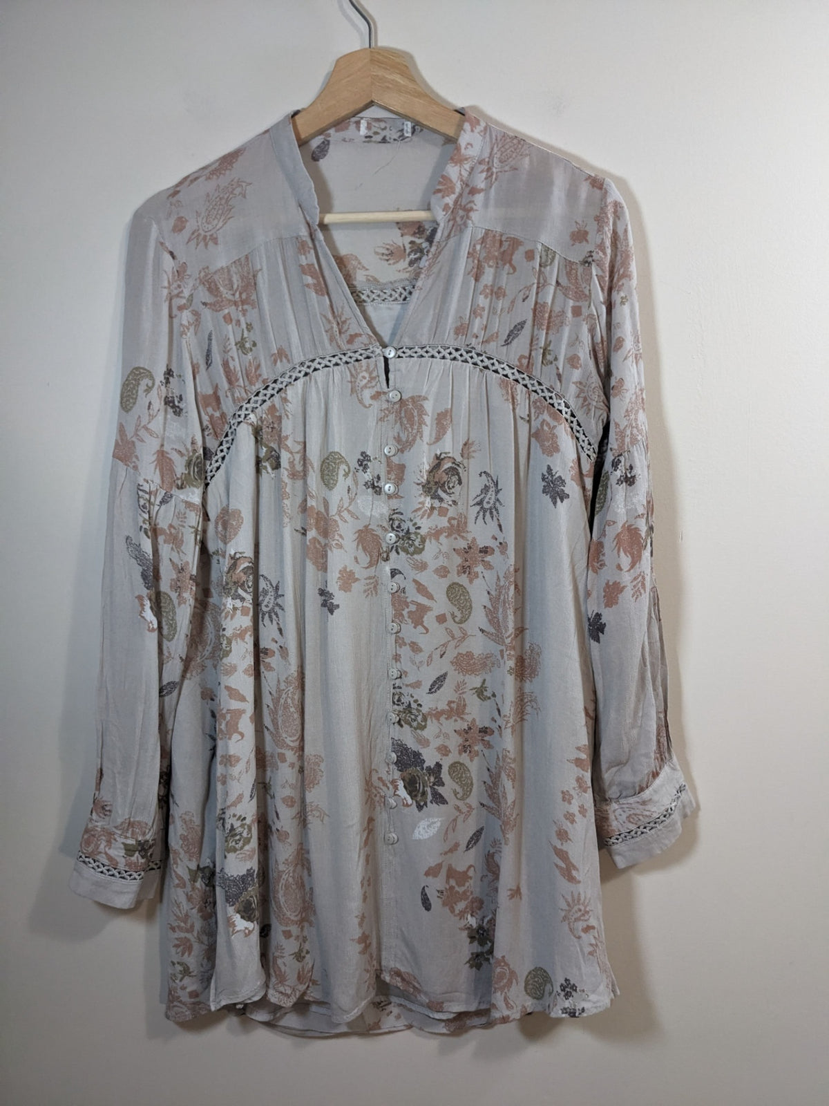 Floral Blouse - appears to be s/m