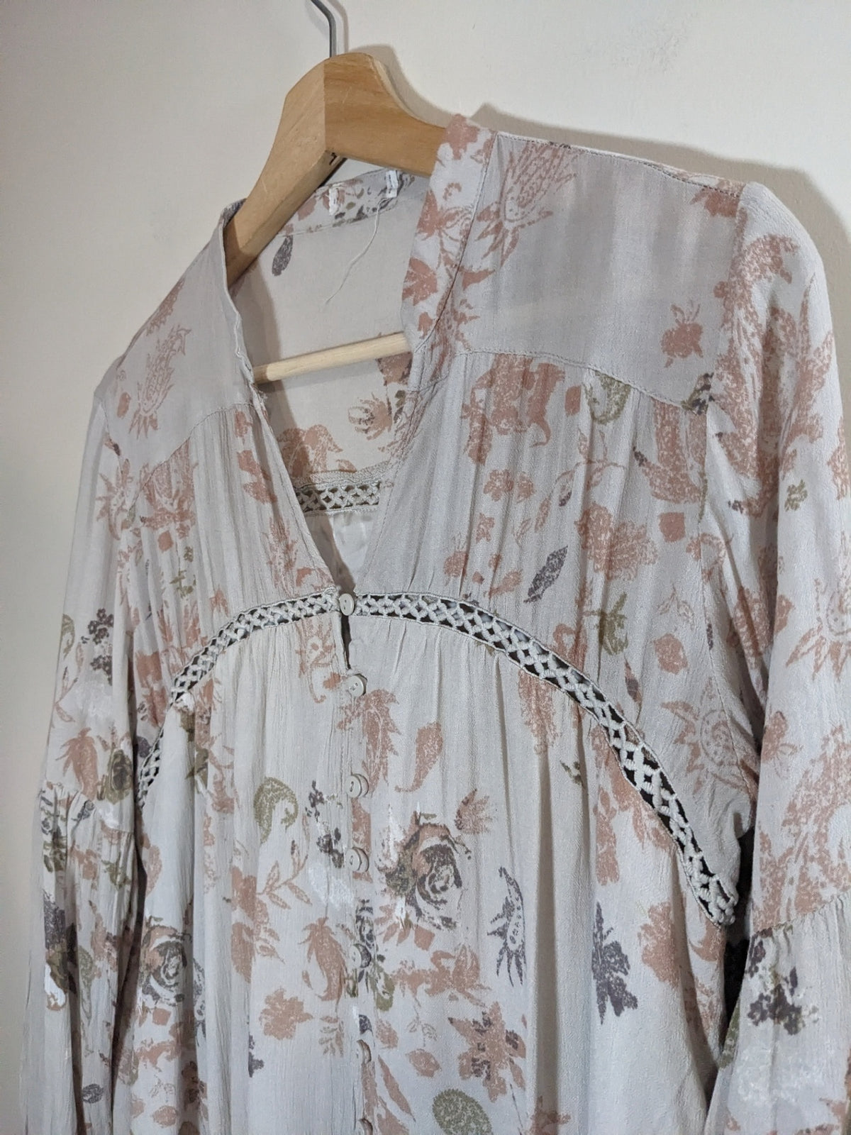 Floral Blouse - appears to be s/m