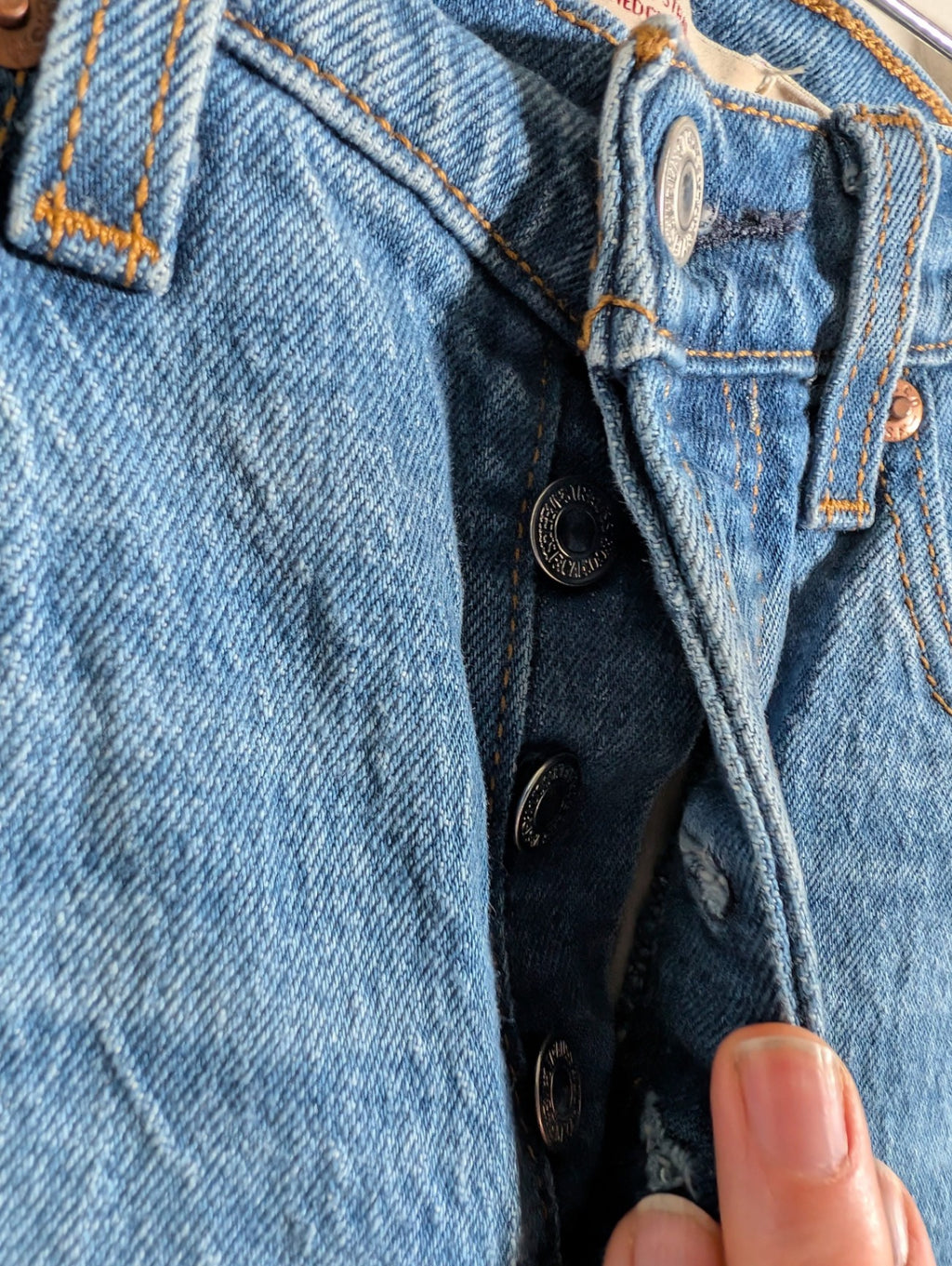 Levi's wedgie straight - SZ 26