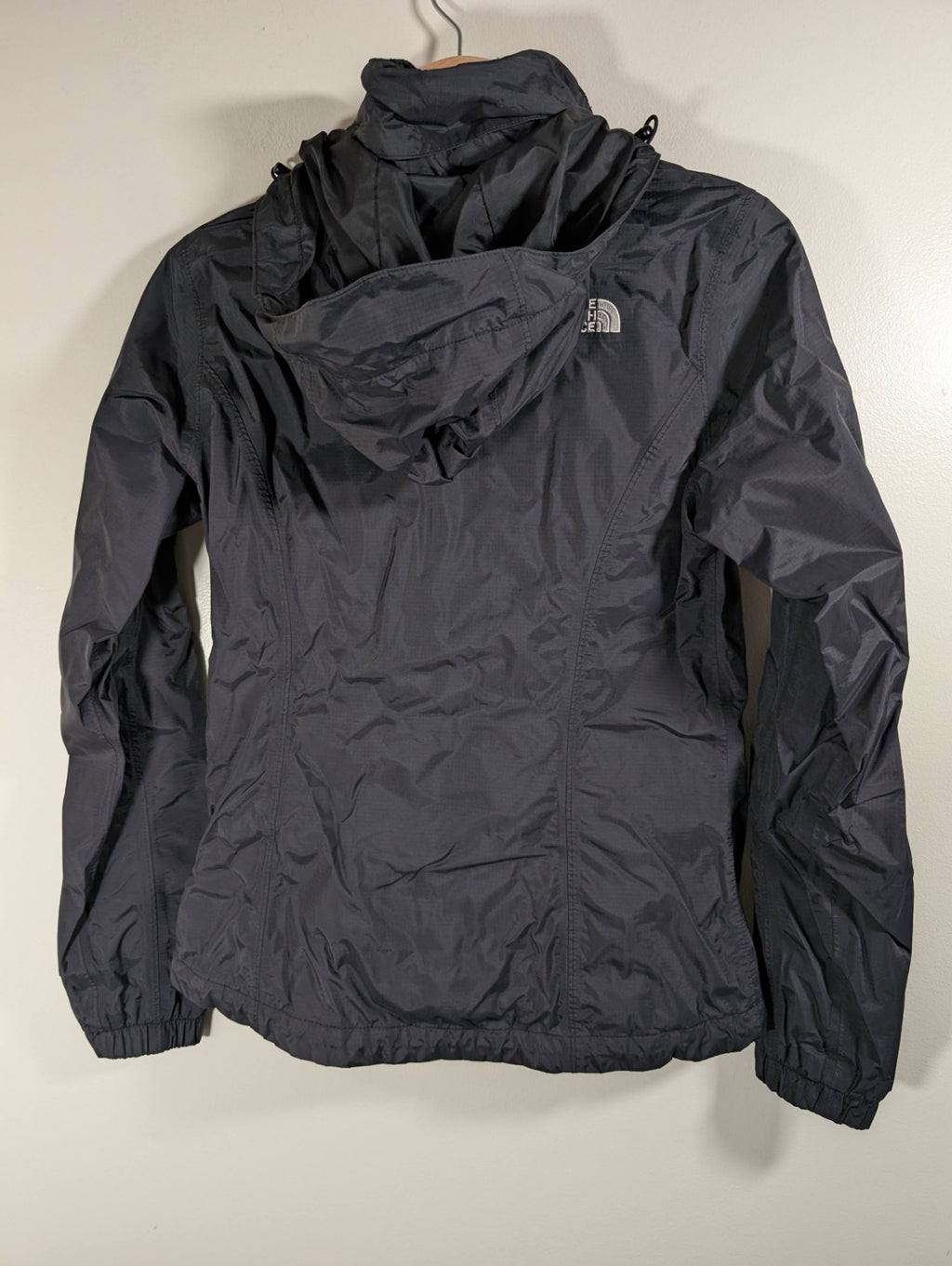 The North Face winderbreaker - XS