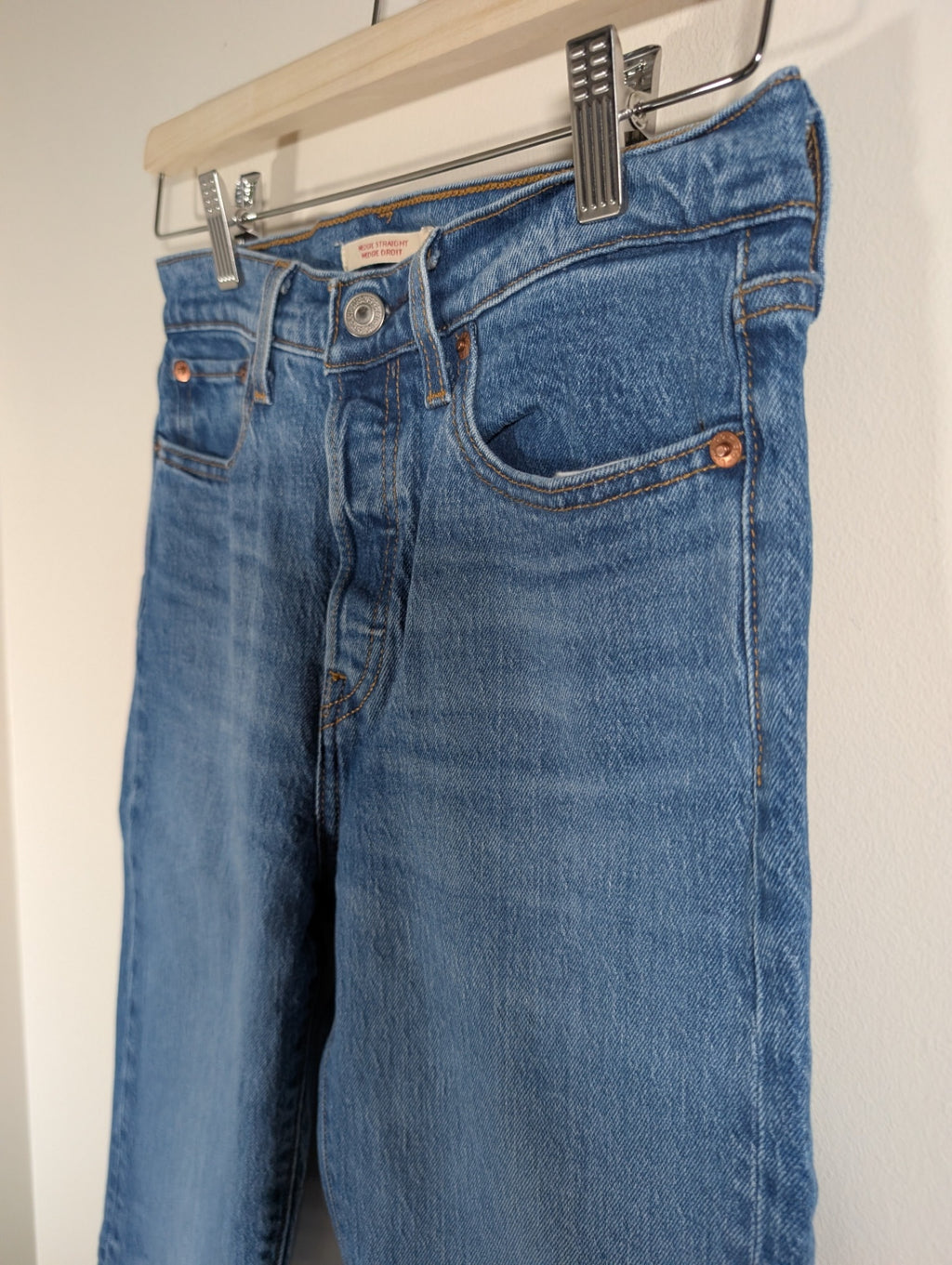 Levi's wedgie straight - SZ 26