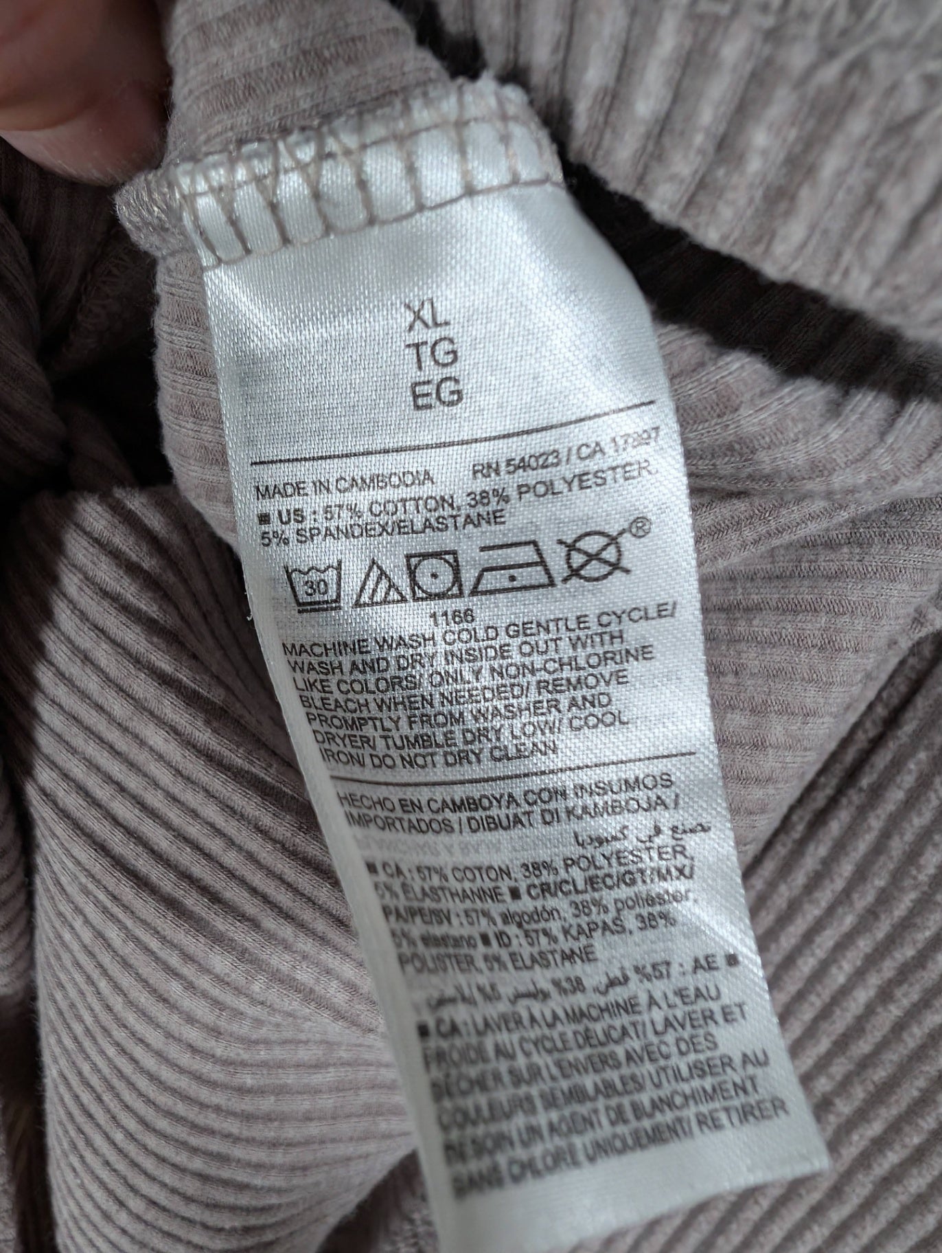 Old Navy ribbed long-sleeve - XL