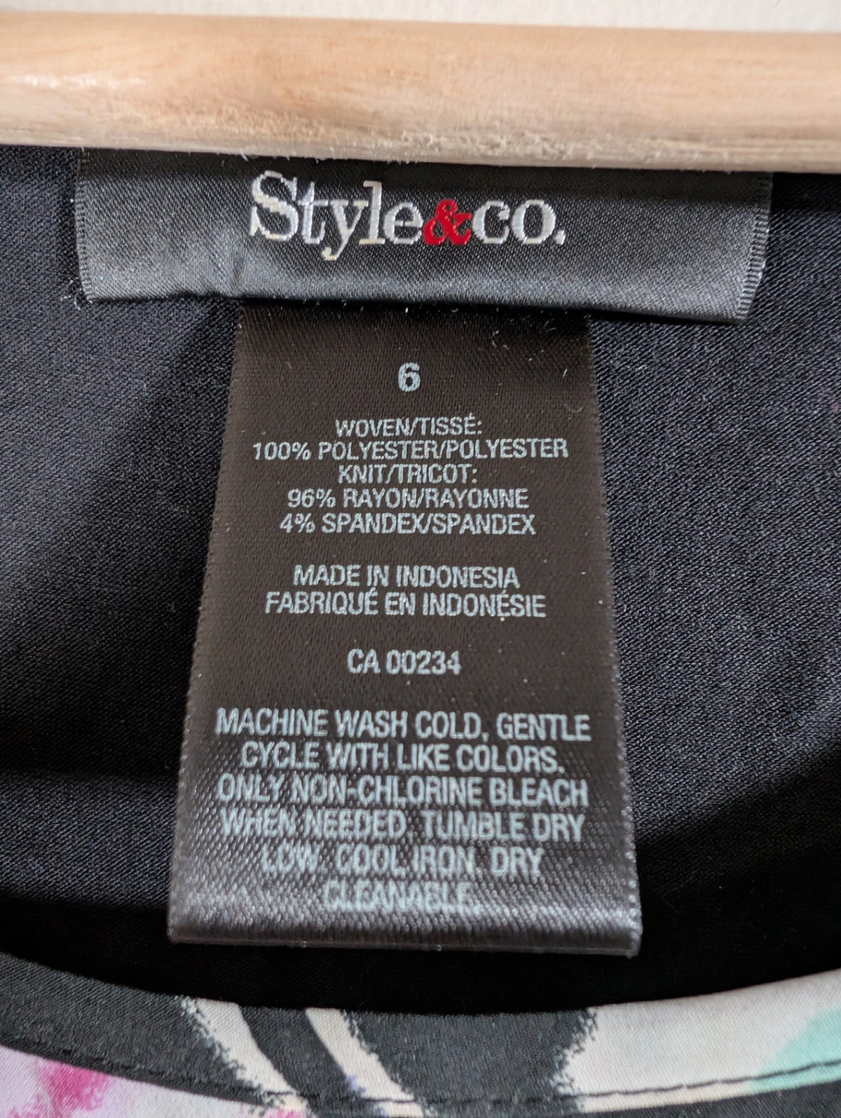 Style&co. floral blouse - sz 6