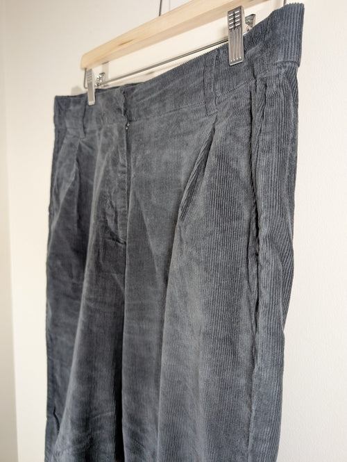 10Tree corduroy pants - Sz 12