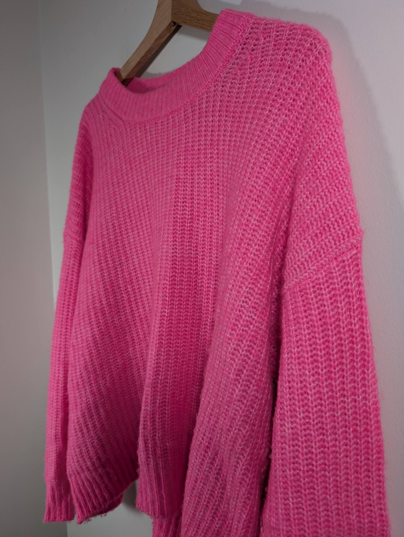 Aerie pink sweater - Medium