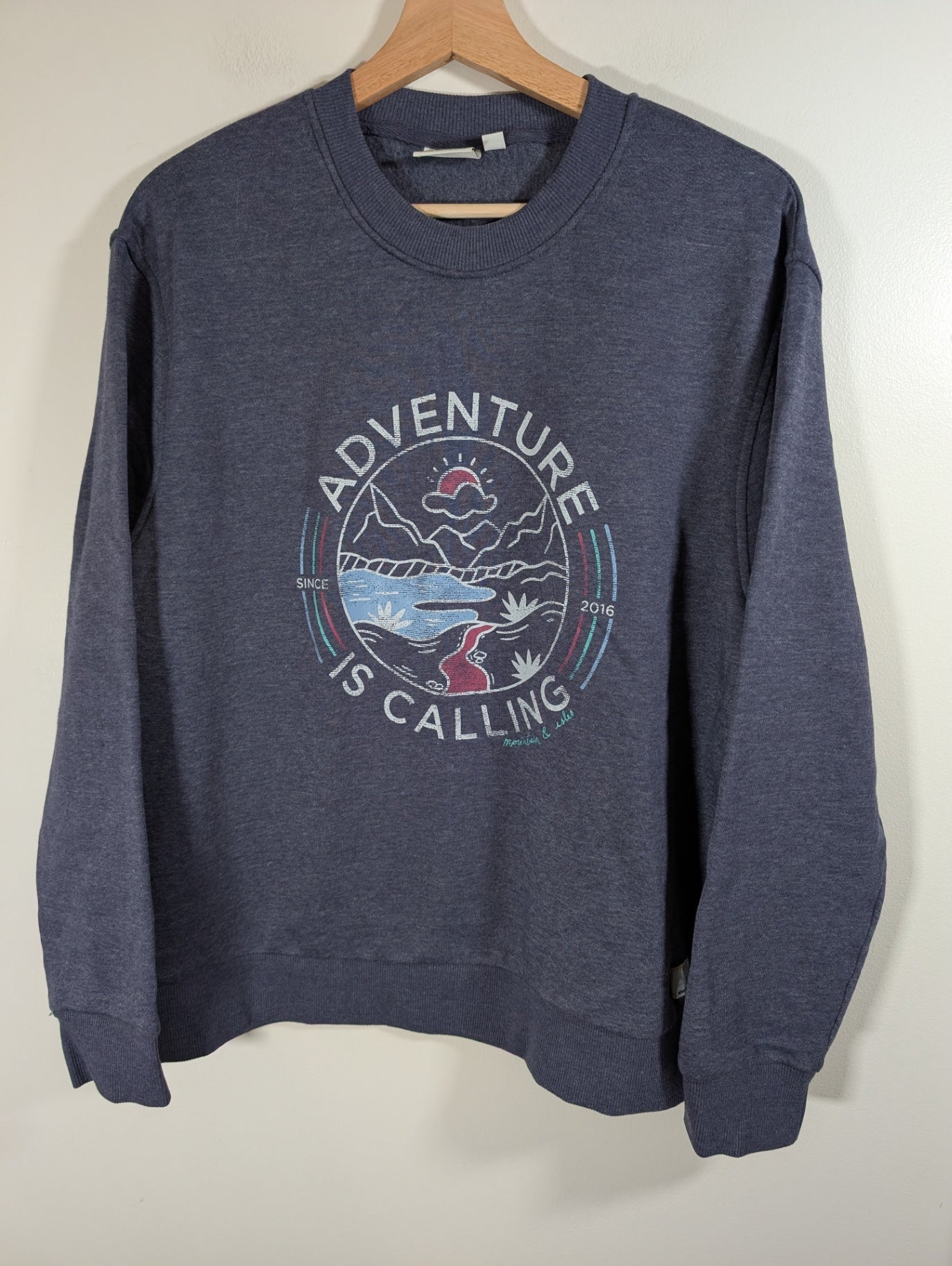 Mountain and Isles crewneck - XL