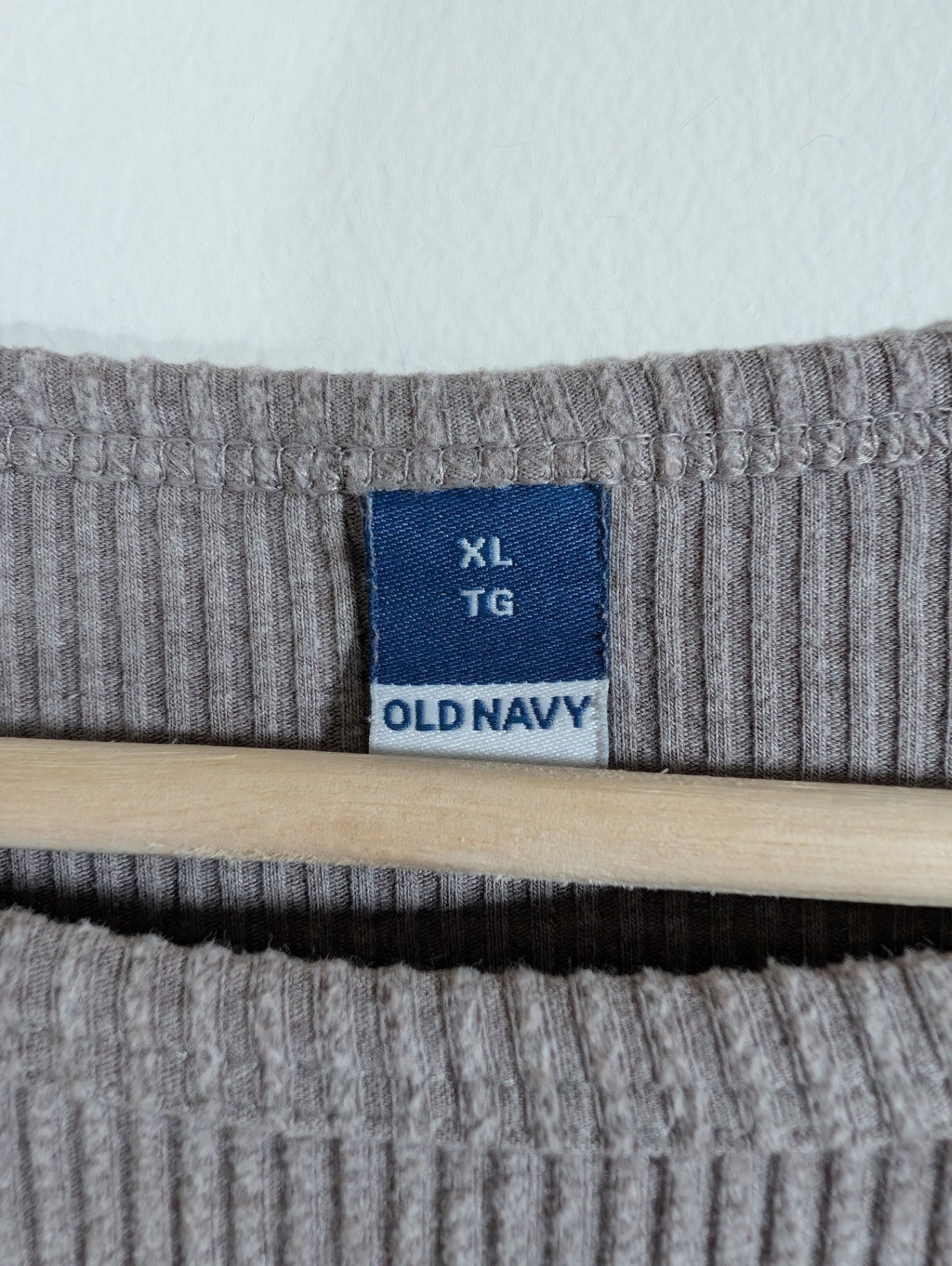 Old Navy ribbed long-sleeve - XL