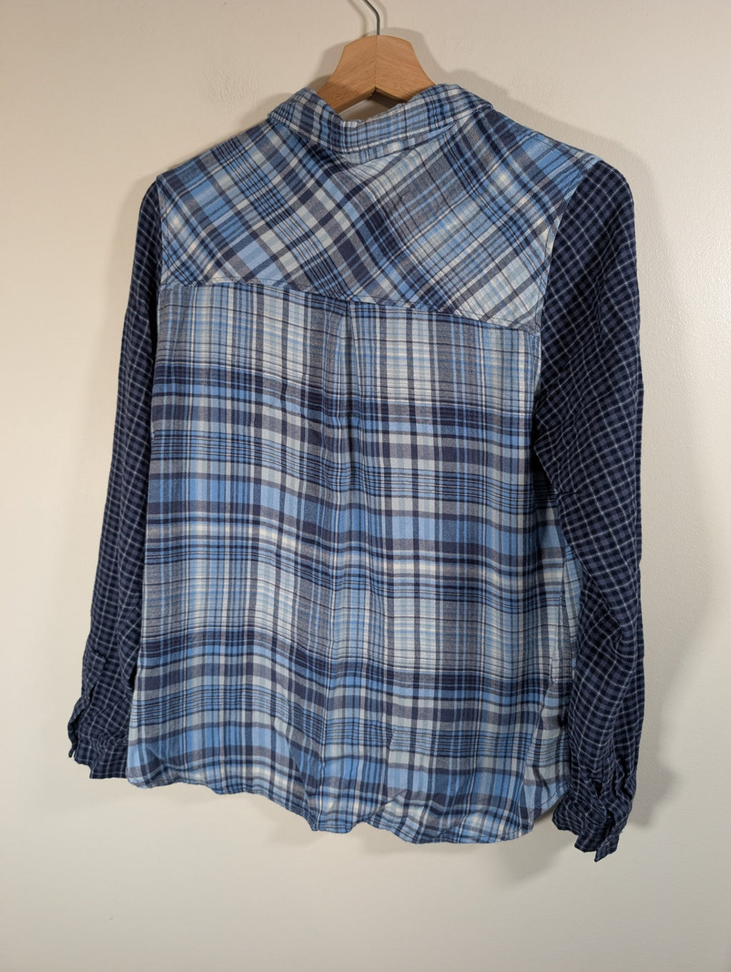 Kismet blue plaid button down - Large