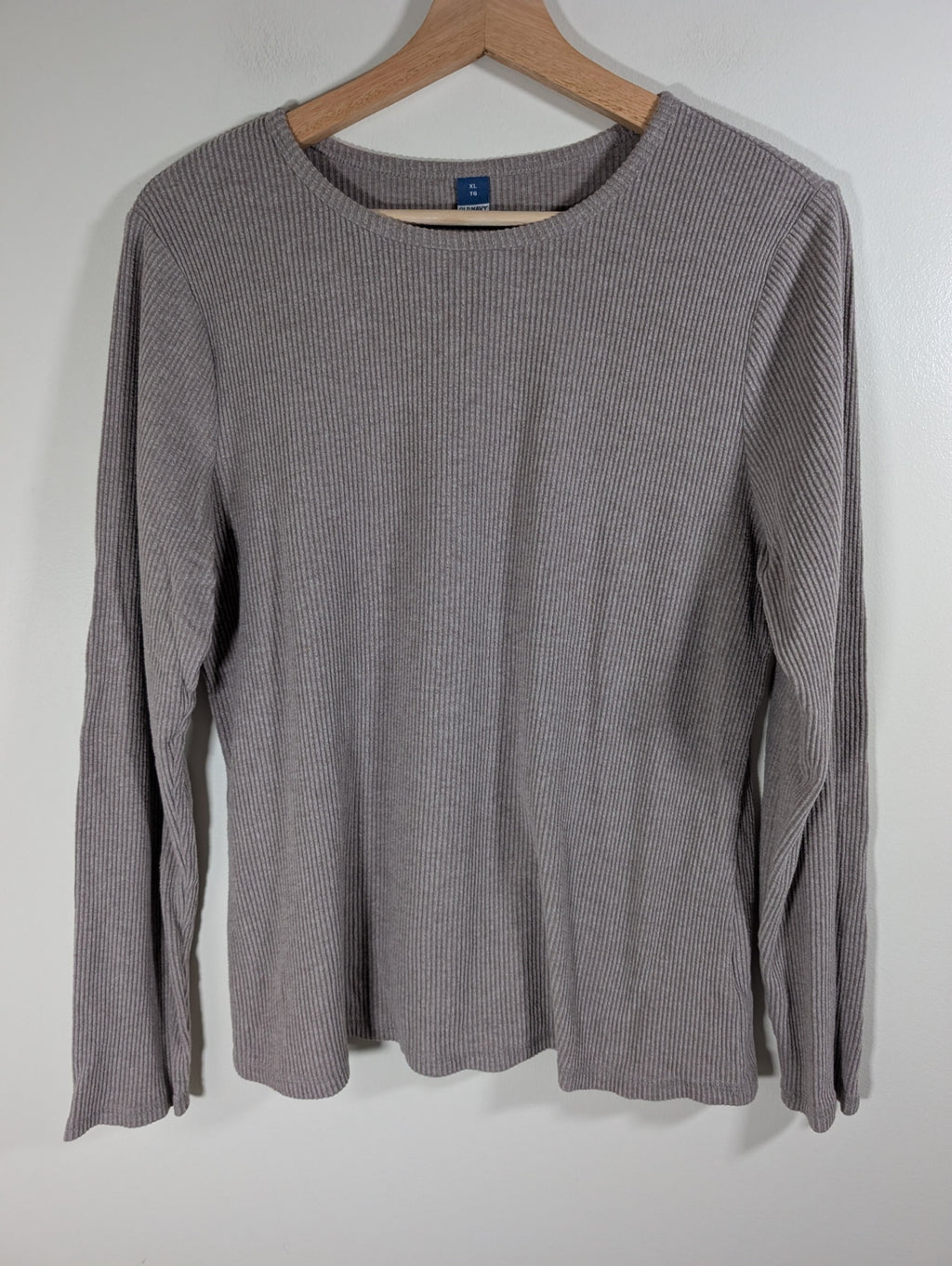 Old Navy ribbed long-sleeve - XL
