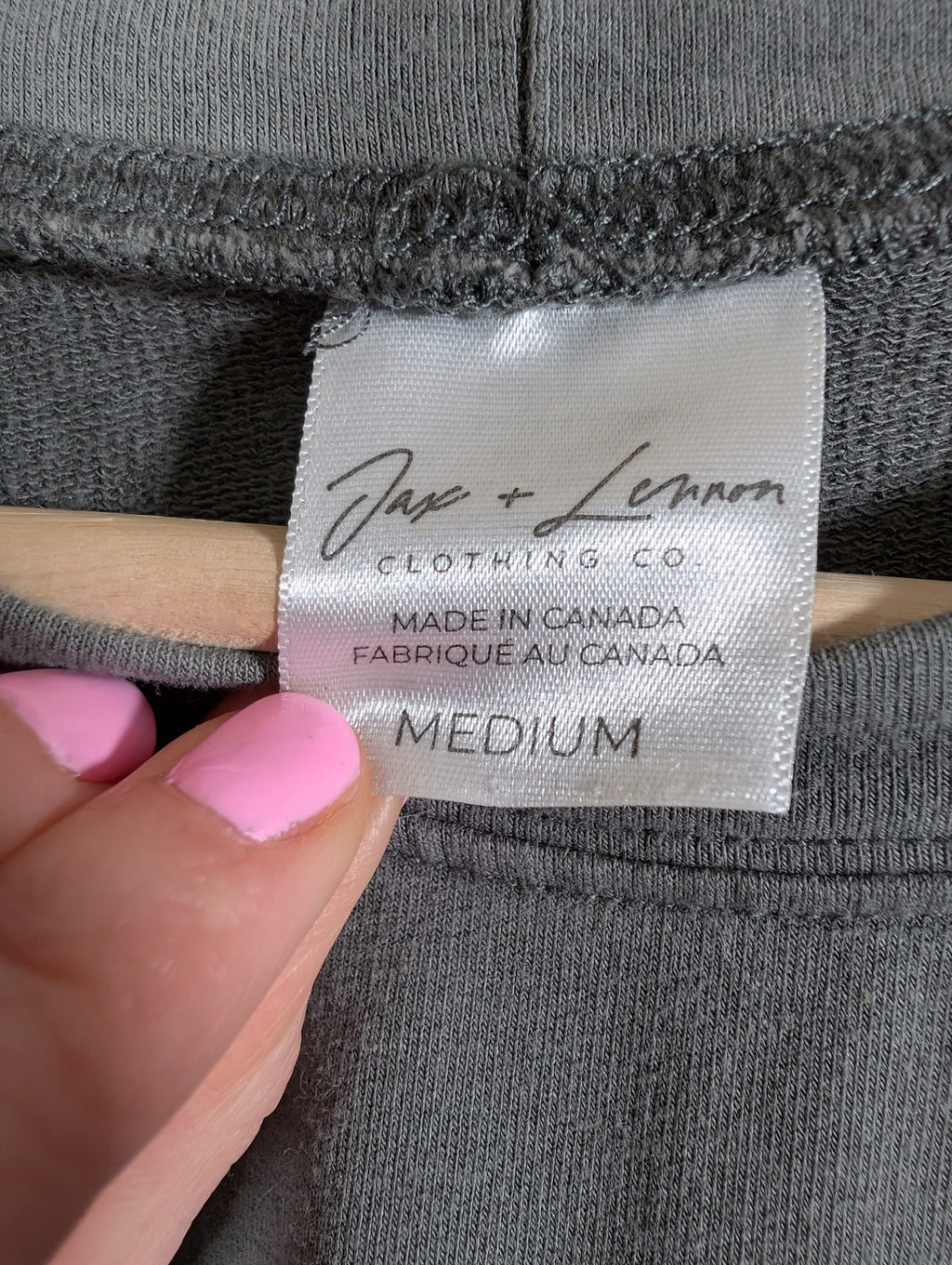 Jax + Lennon green long-sleeve - Medium