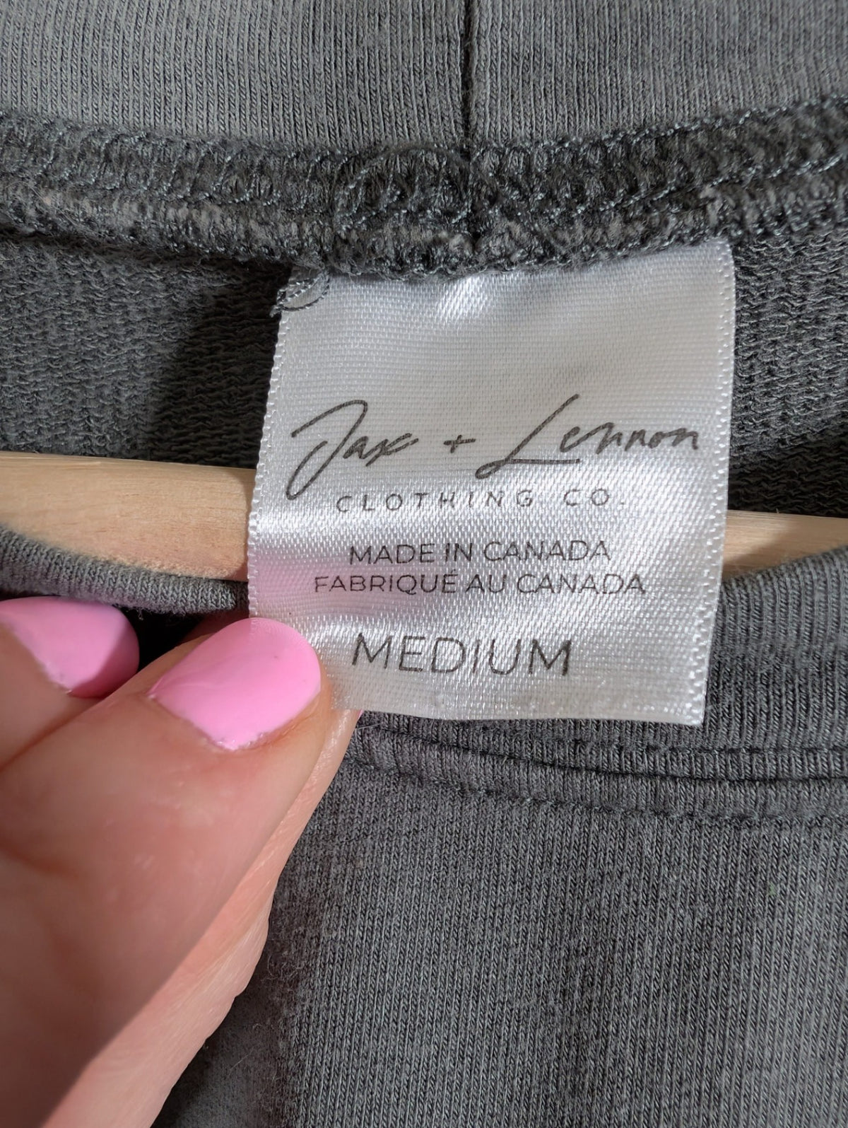 Jax + Lennon green long-sleeve - Medium