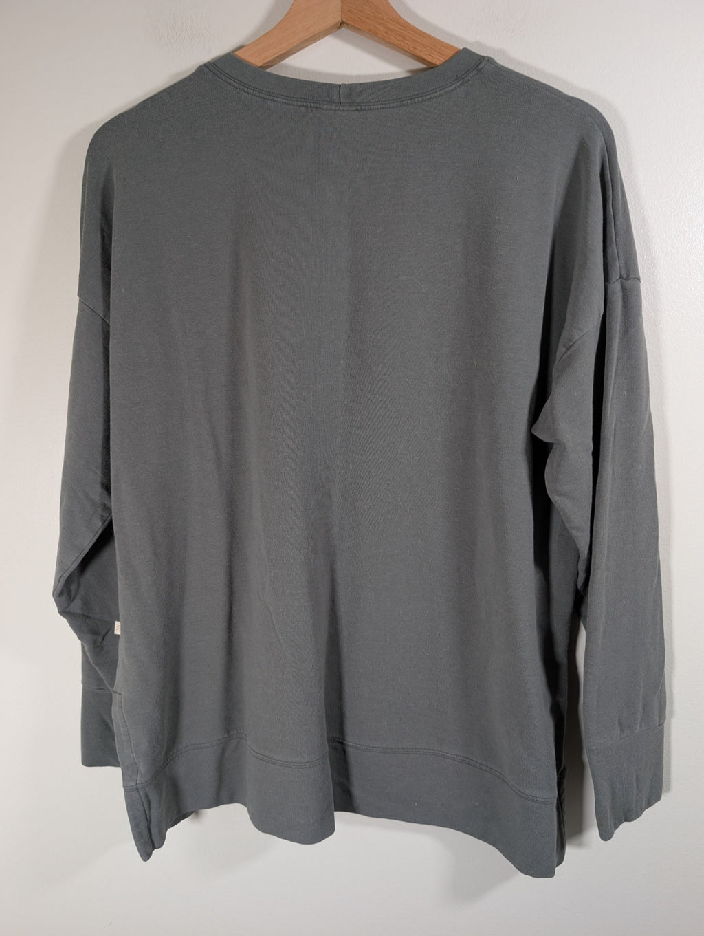 Jax + Lennon green long-sleeve - Medium