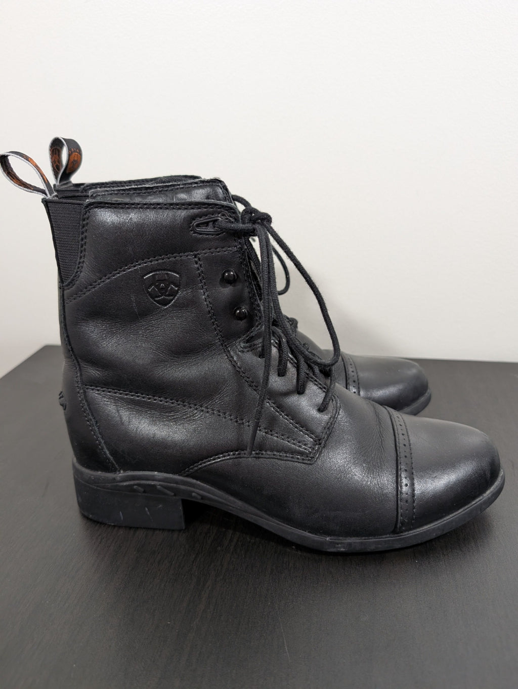 Ariat black lace up boots - SZ 7