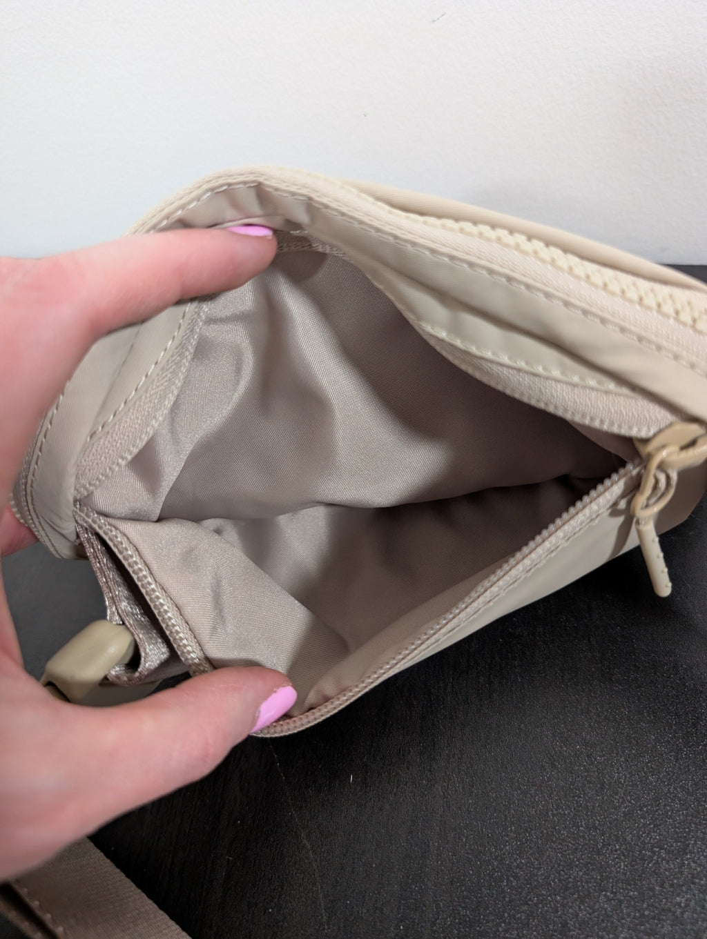 Lululemon everywhere belt bag 