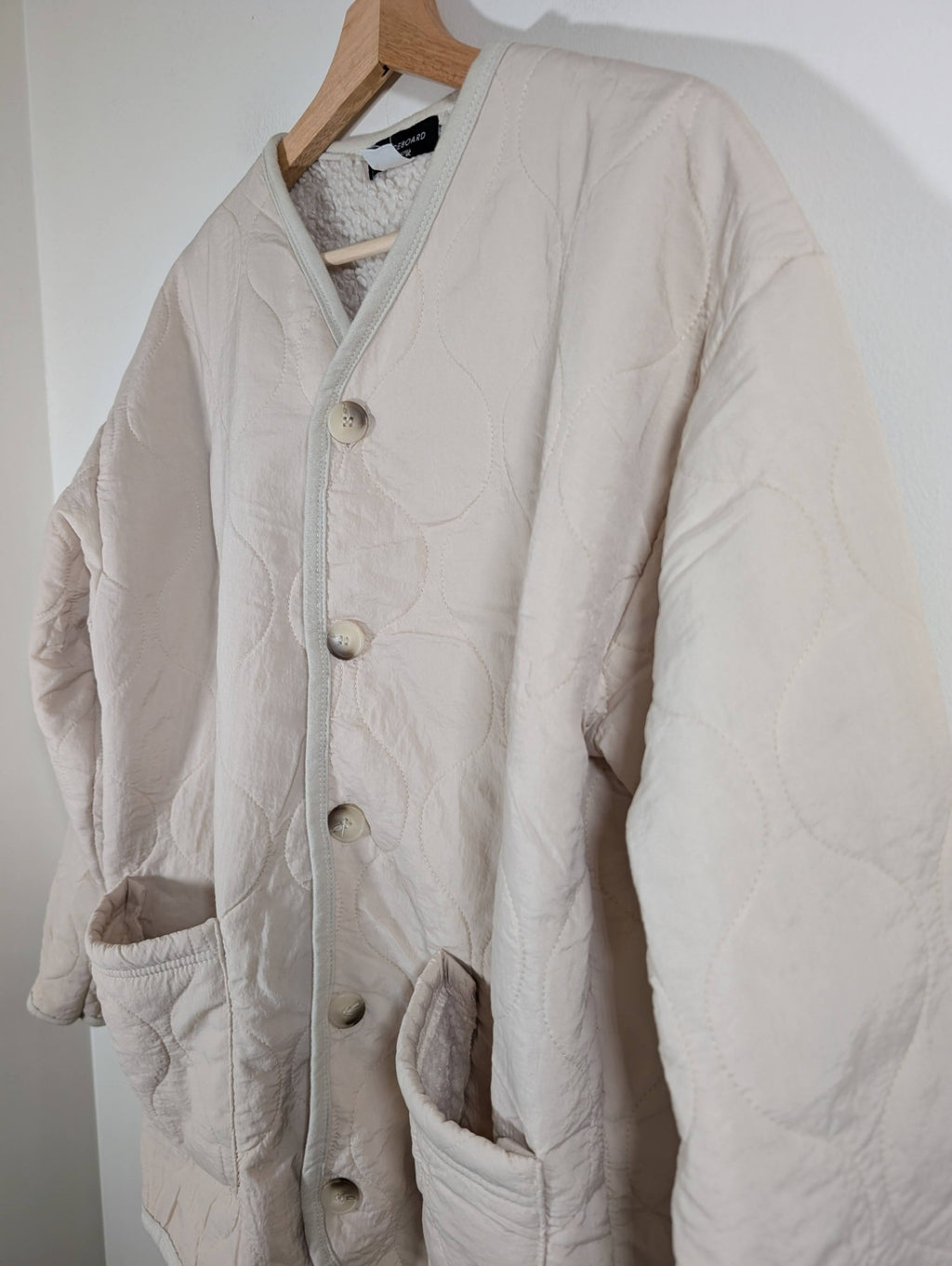 Noticeboard jacket - appears Medium