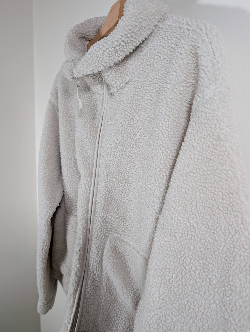 H&M fleece zip-up - XL