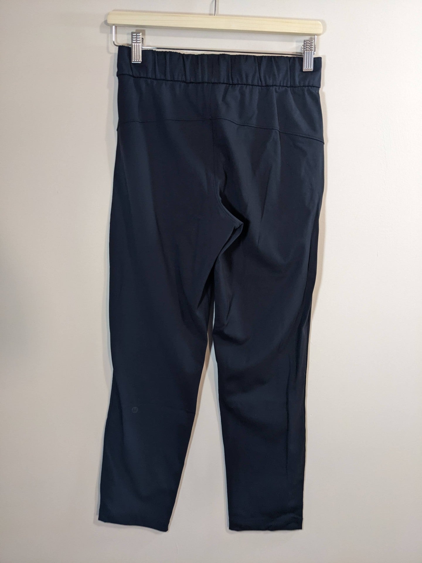 Lululemon Black On The Fly Pants - sz 4
