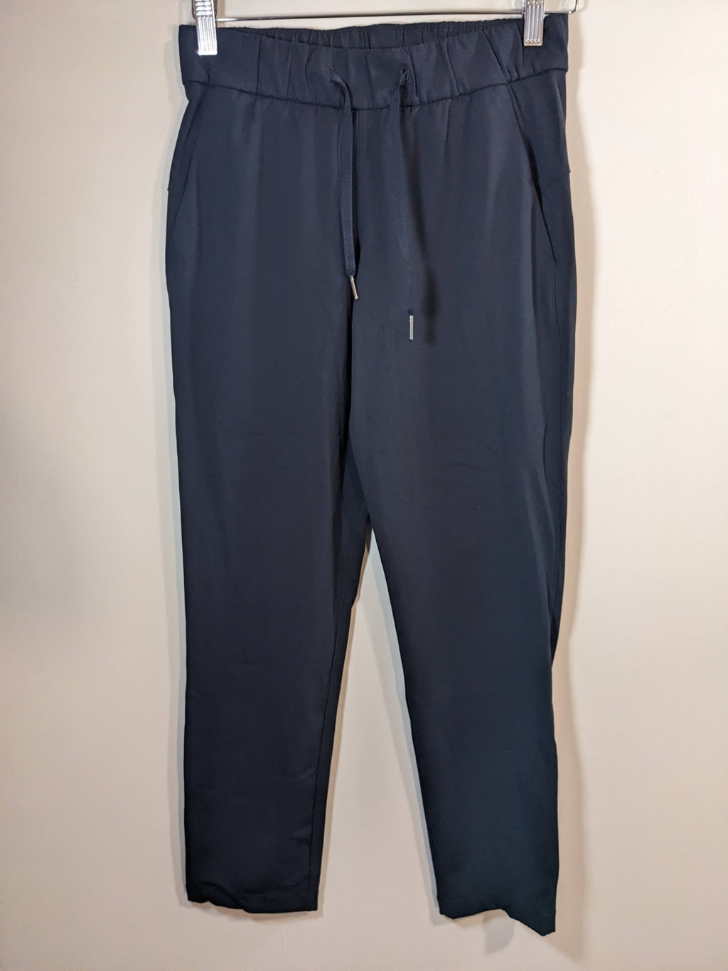 Lululemon Black On The Fly Pants - sz 4