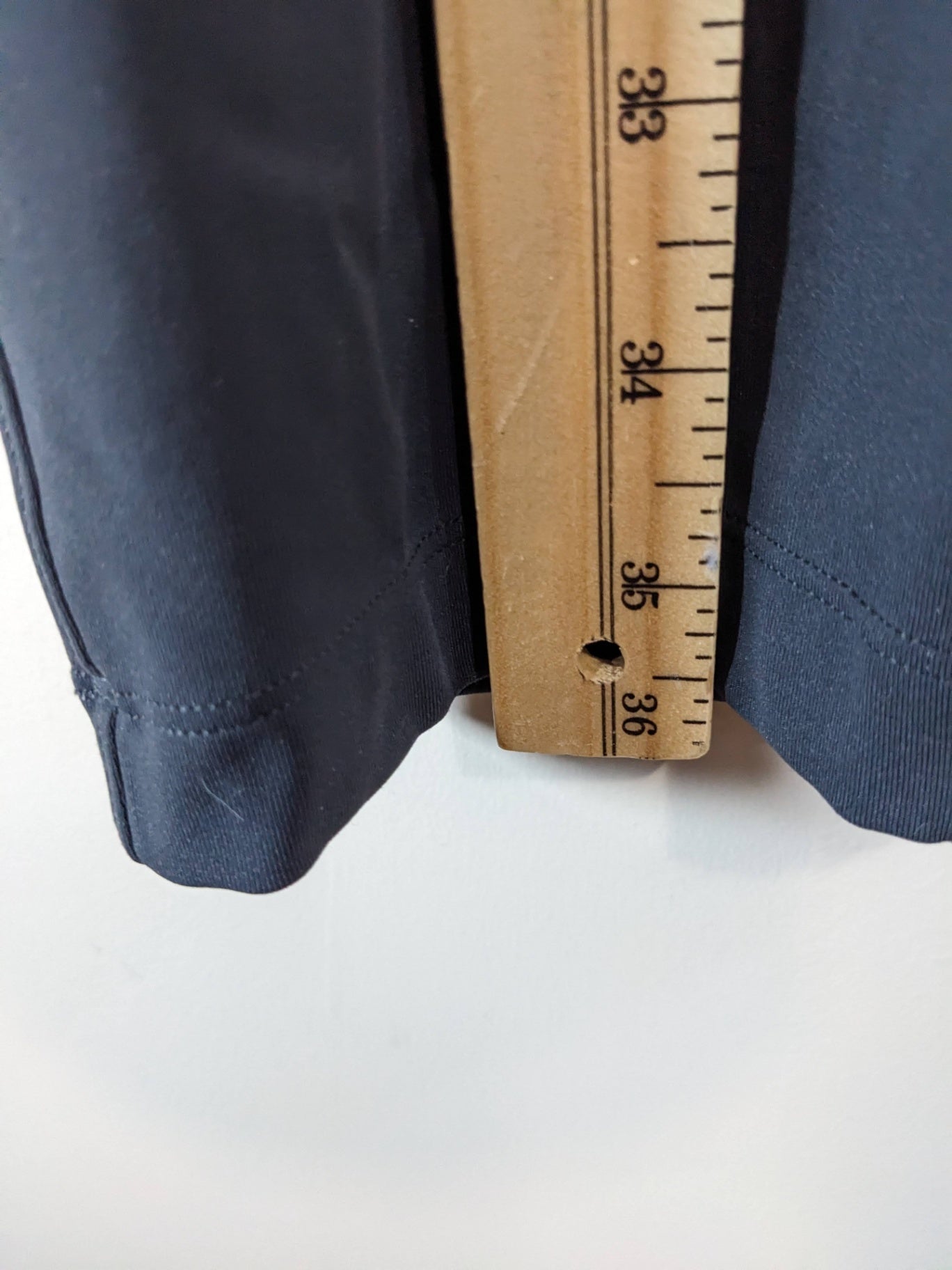 Lululemon Slate Grey On The Fly Pants - sz 6