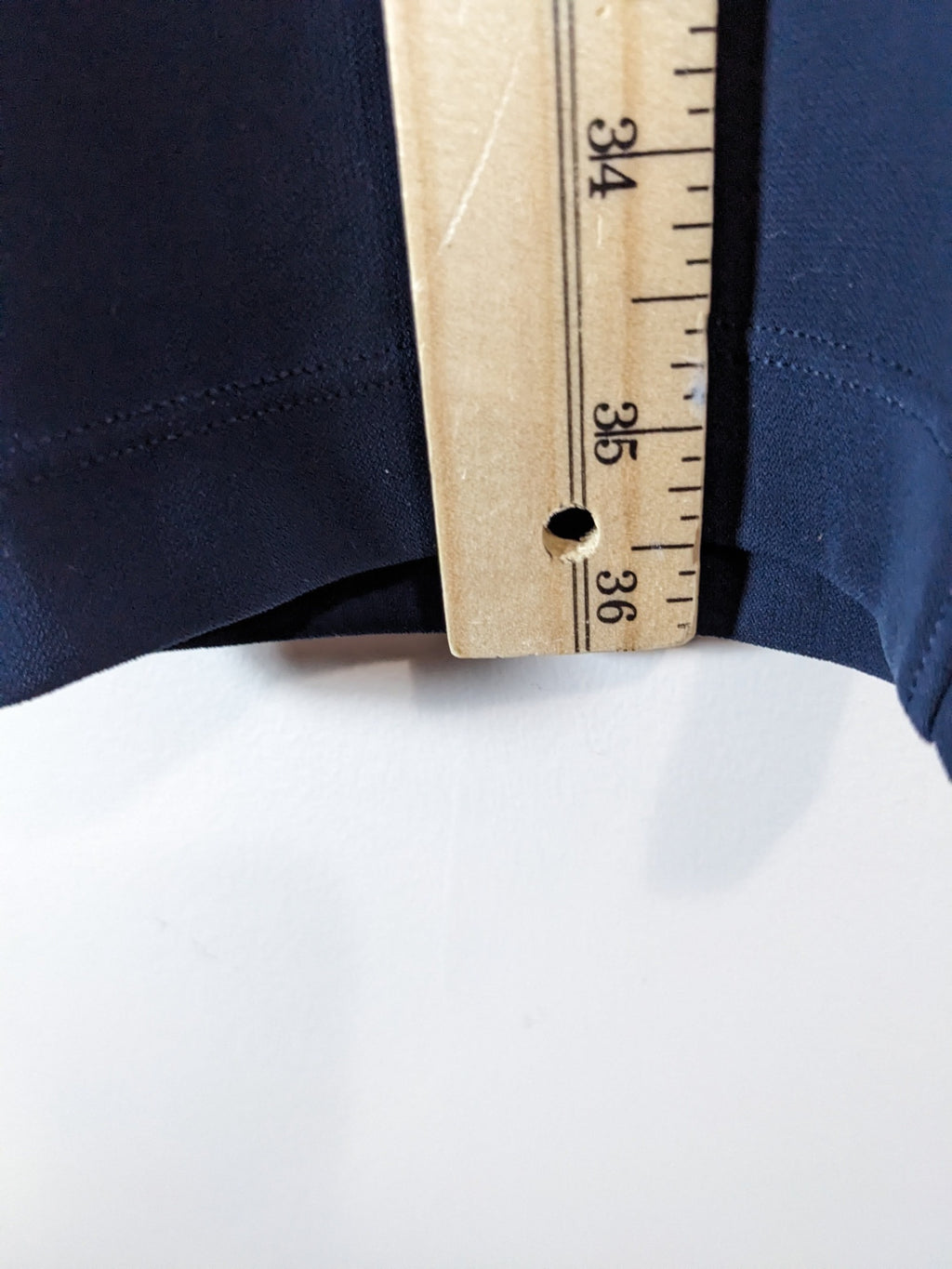 Lululemon Navy On The Fly Pants - sz 6