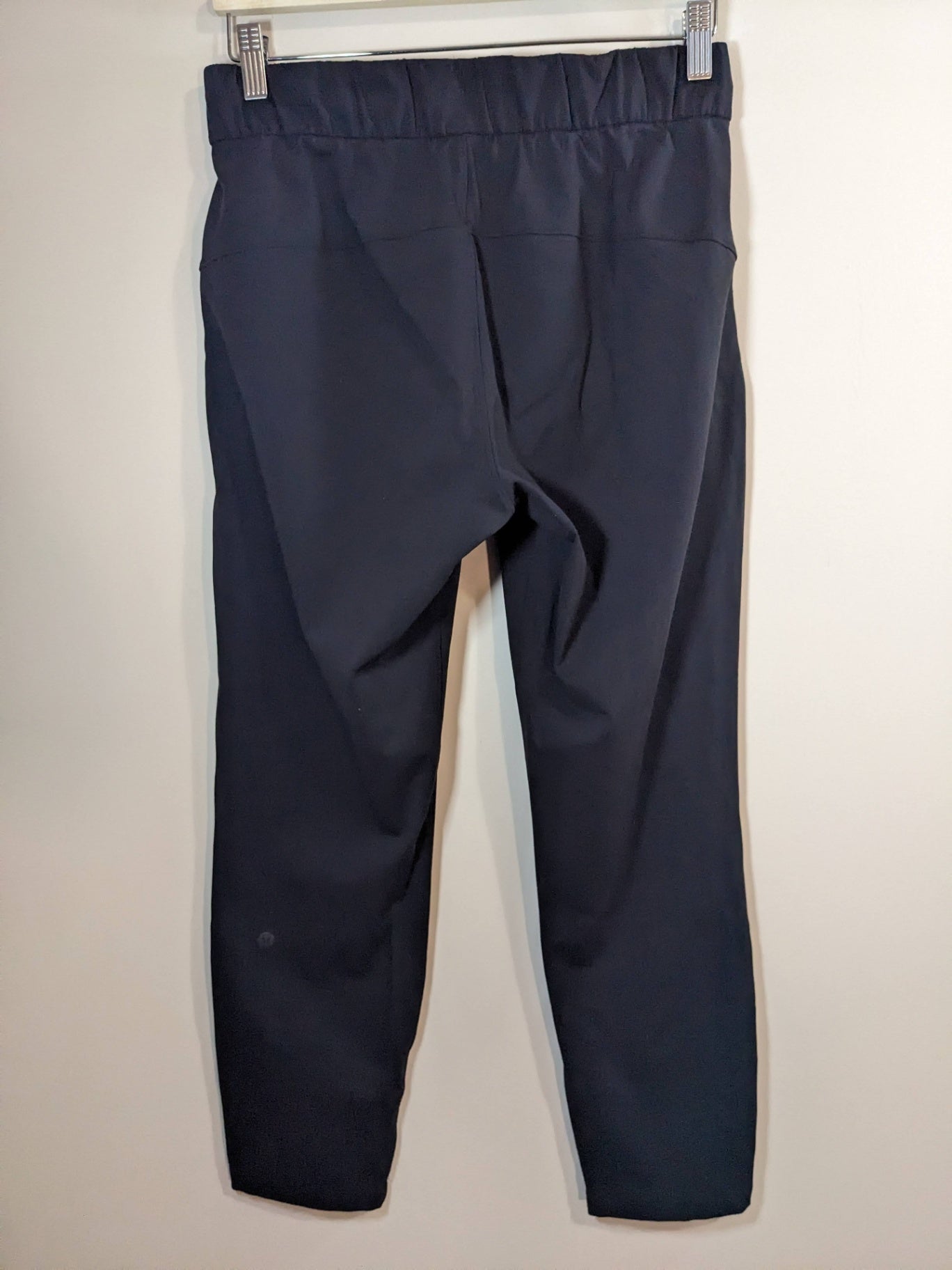 Lululemon Black Woven On The Fly Pants - sz 6