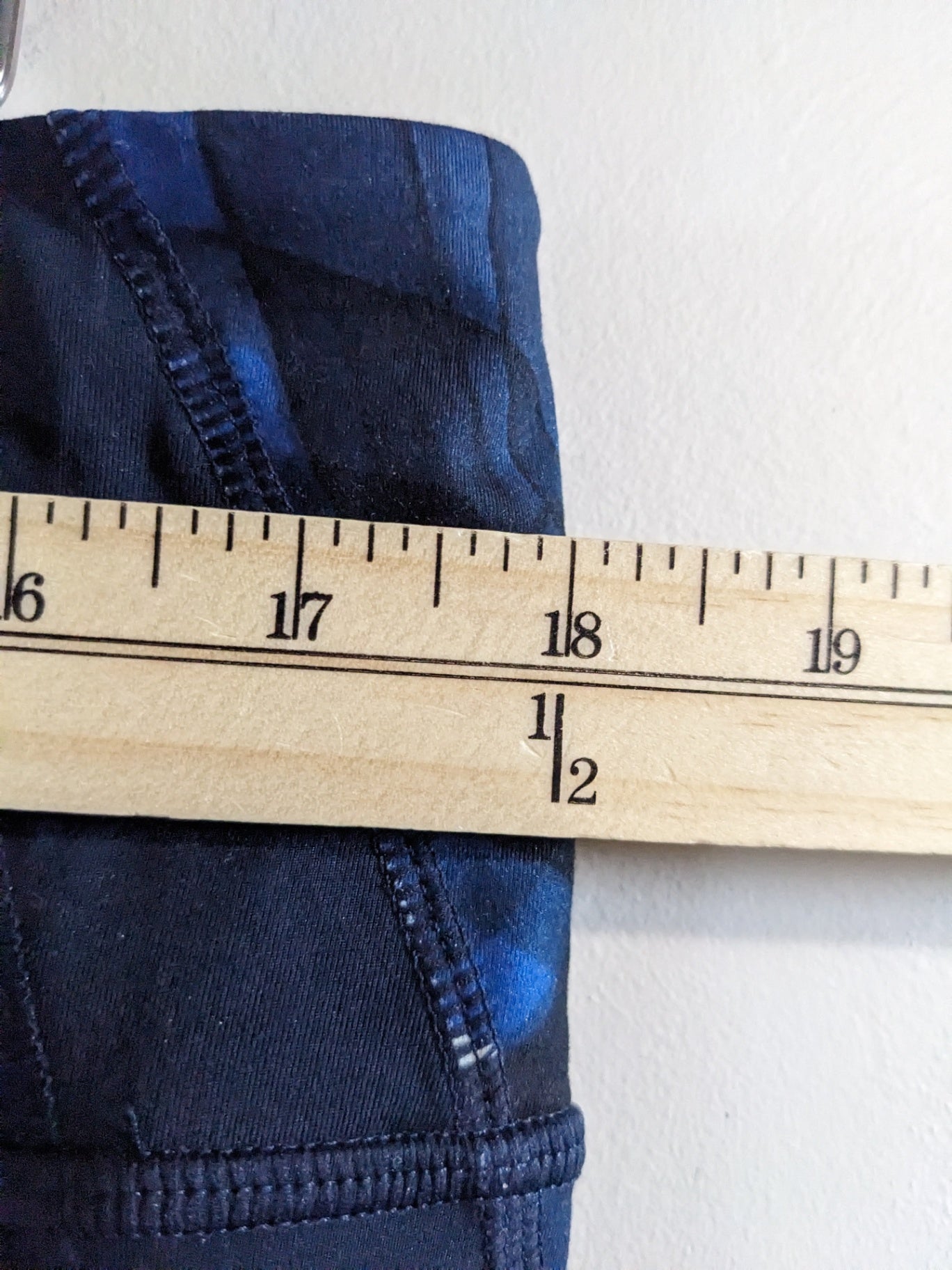 New Balance Blue Floral Leggings - XL