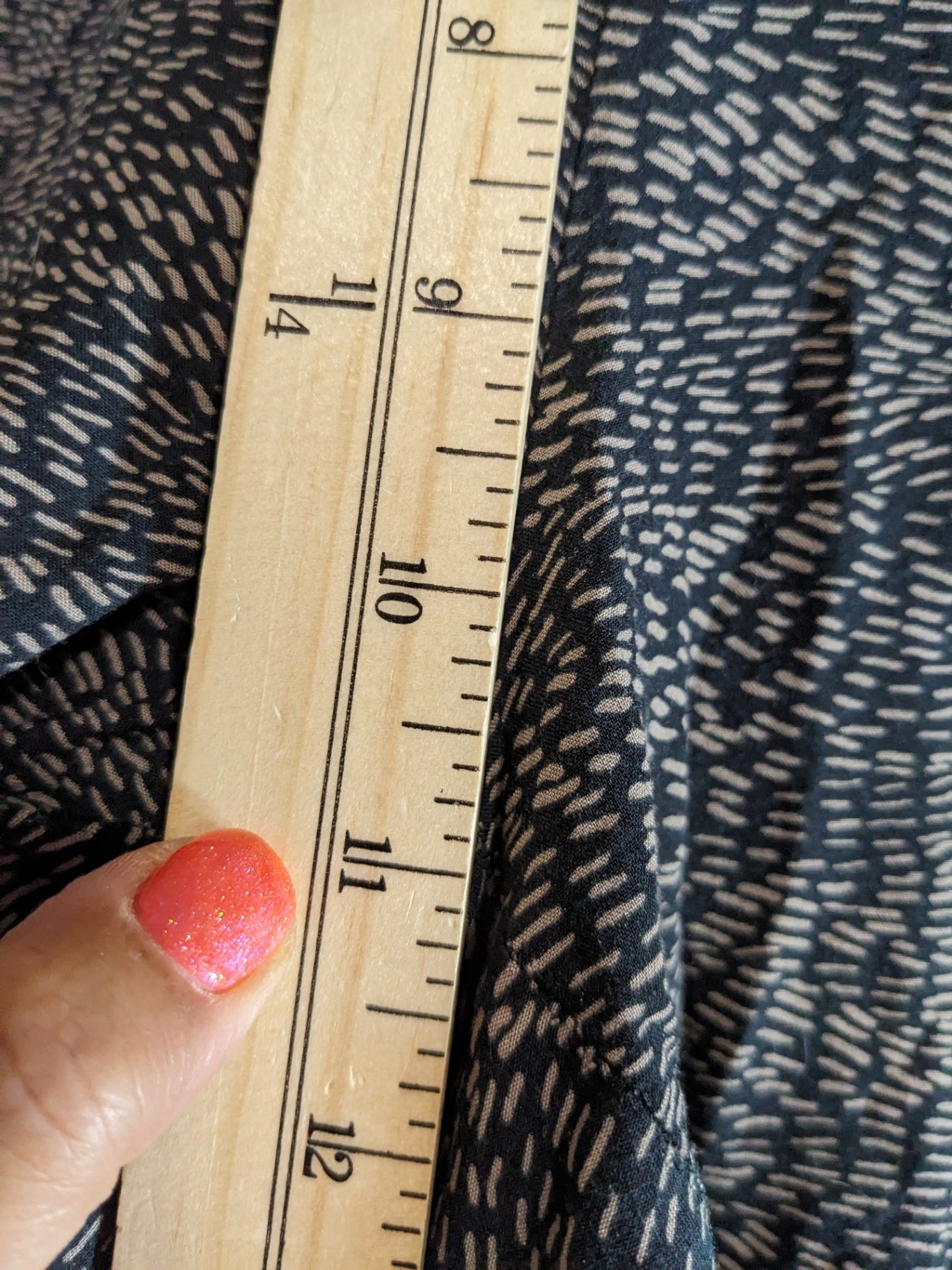 Reitmans Black Pattern Pants - 20 petite