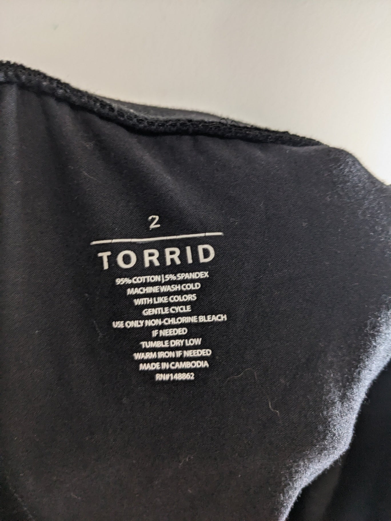 Torrid Black Capri Leggings - 2XL