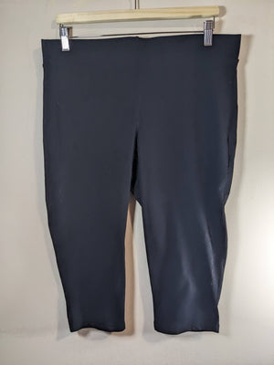 Torrid Black Capri Leggings - 2XL
