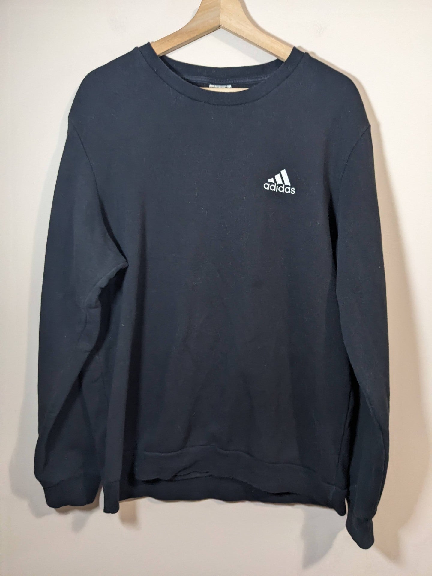 Adidas Black Crewneck - L