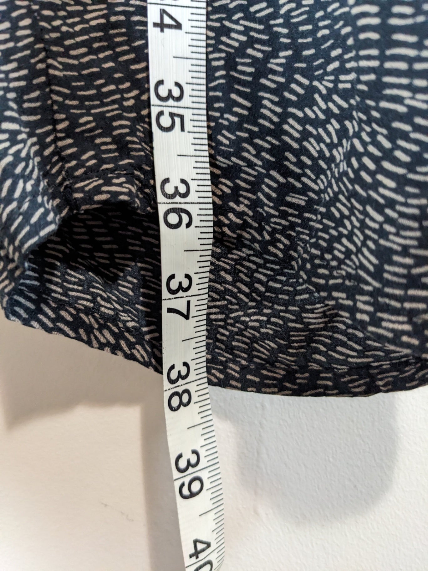 Reitmans Black Pattern Pants - 20 petite