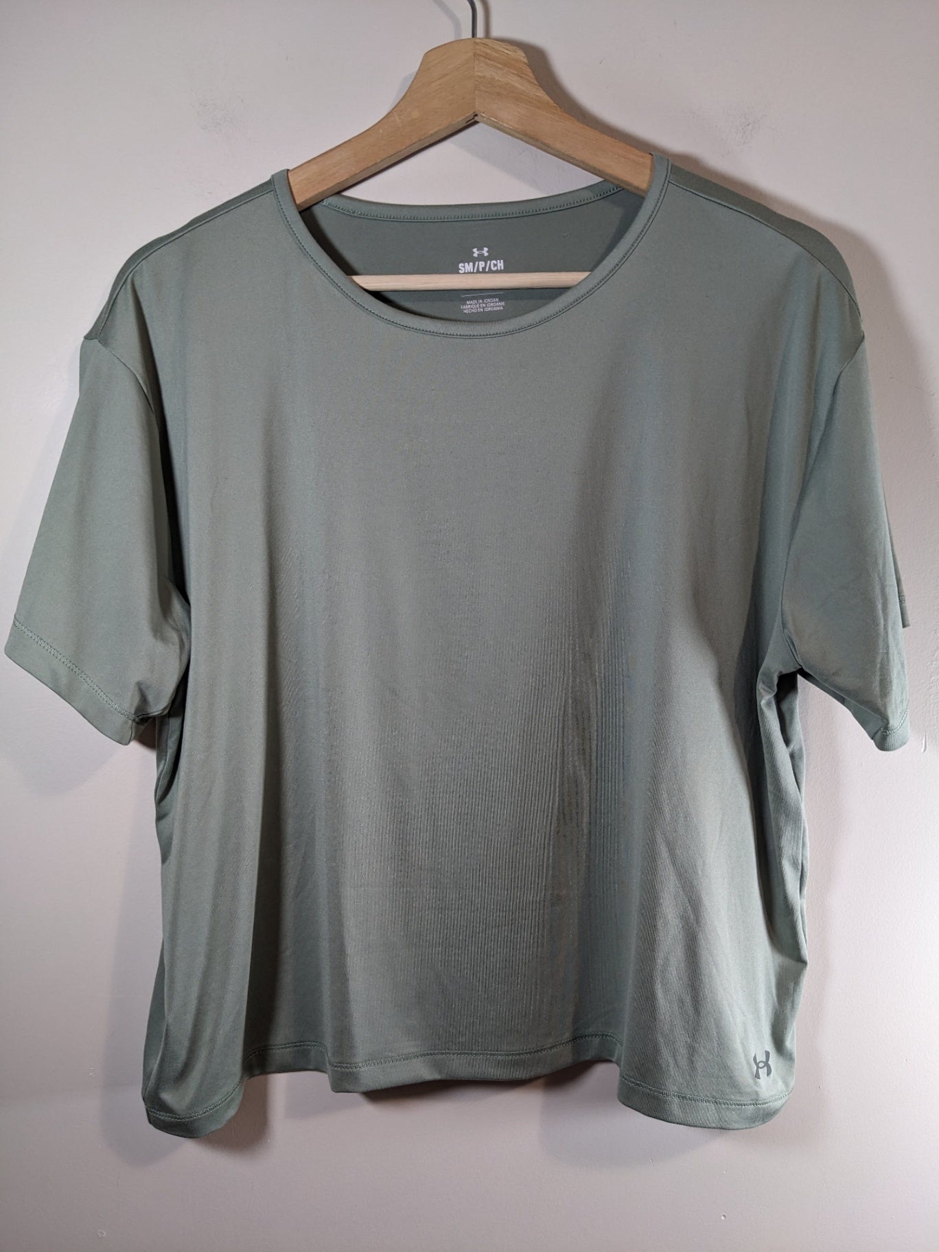 Under Armour Sage Green Crop T-Shirt - S