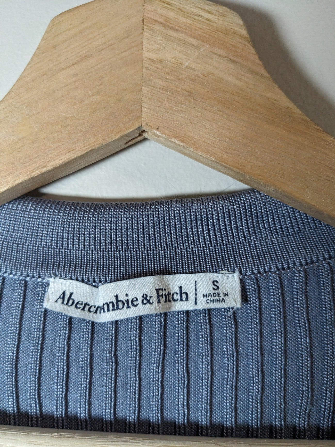Abercrombie & Fitch Blue Ribbed Long Sleeve - S
