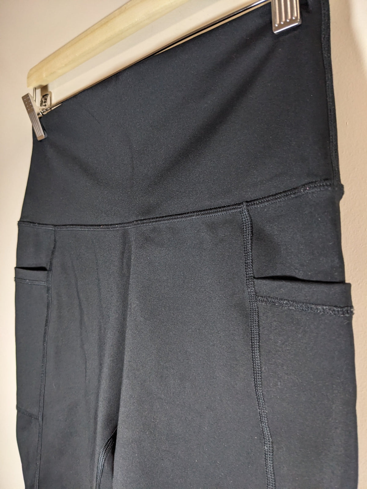 Aerie Black Biker Shorts - L