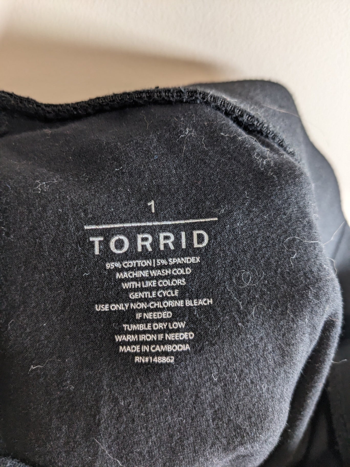 Torrid Black Capri Leggings - XL