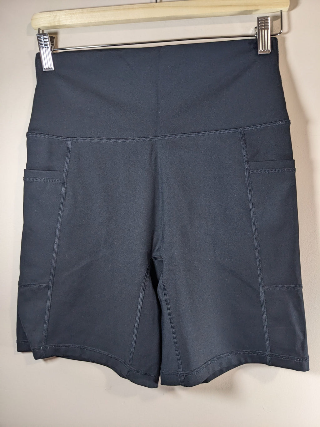 Aerie Black Biker Shorts - L