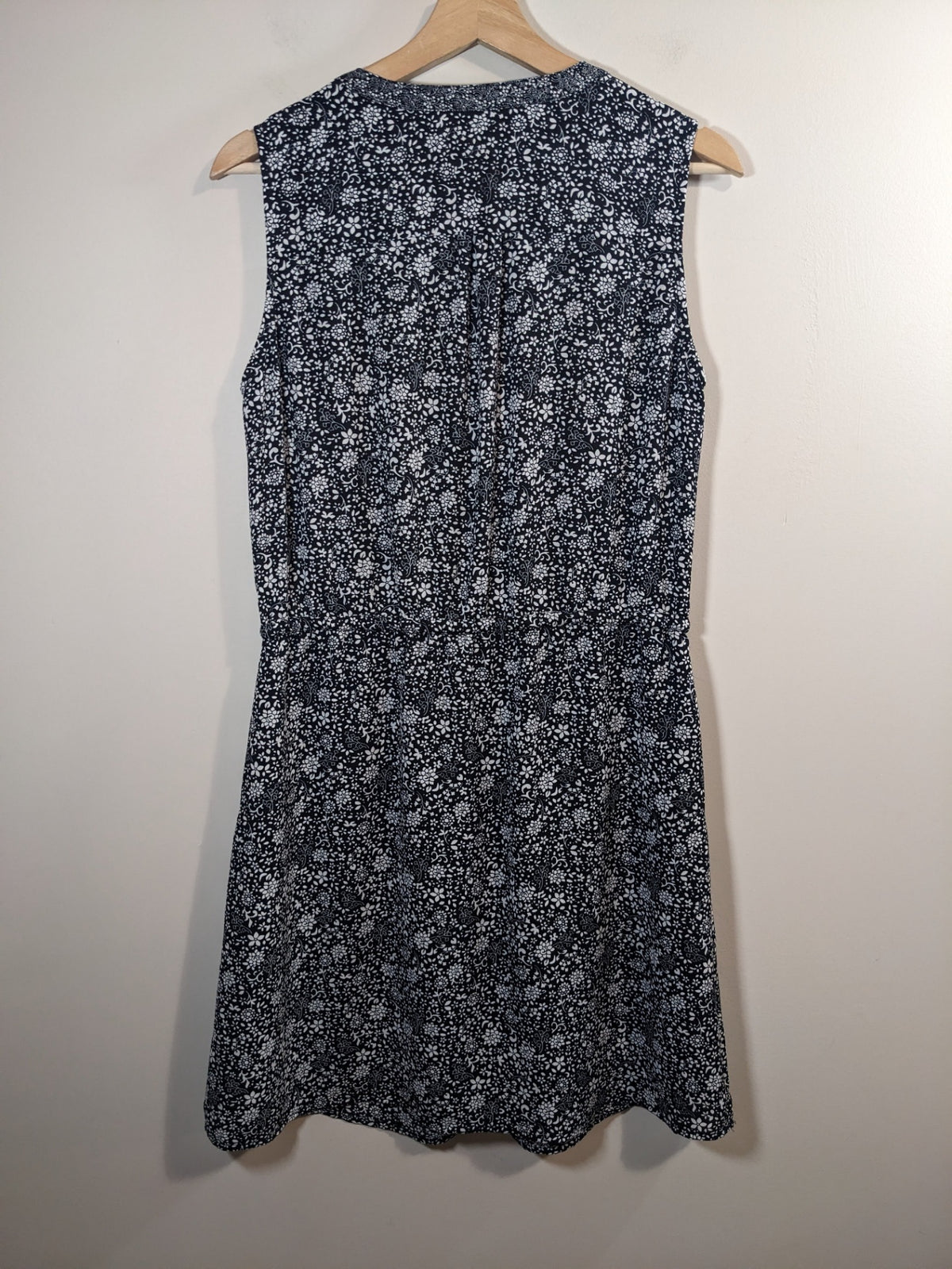 Denver Hayes Black Floral Dress - M