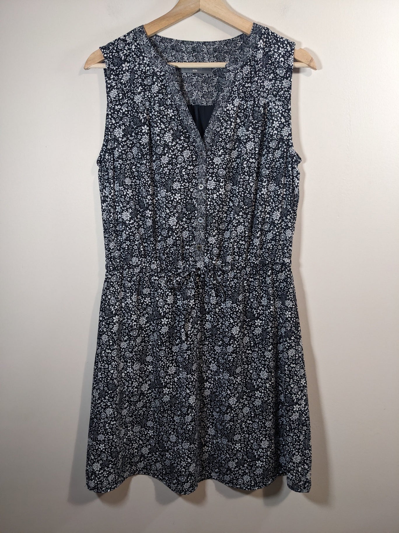 Denver Hayes Black Floral Dress - M