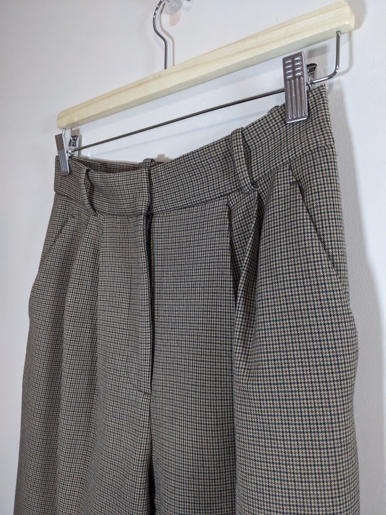 Abercrombie & Fitch Brown Plaid Sloane Pants - sz 27