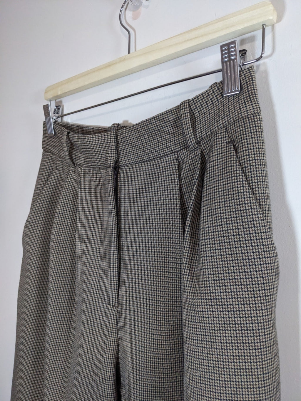 Abercrombie & Fitch Brown Plaid Sloane Pants - sz 27