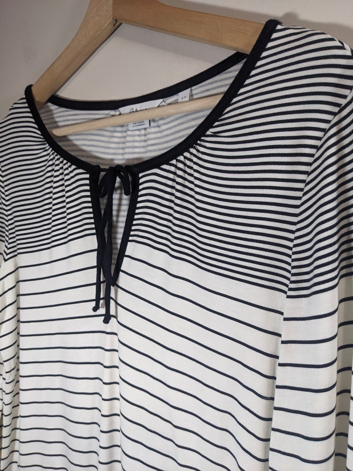 Reitmans Striped Long Sleeve - S