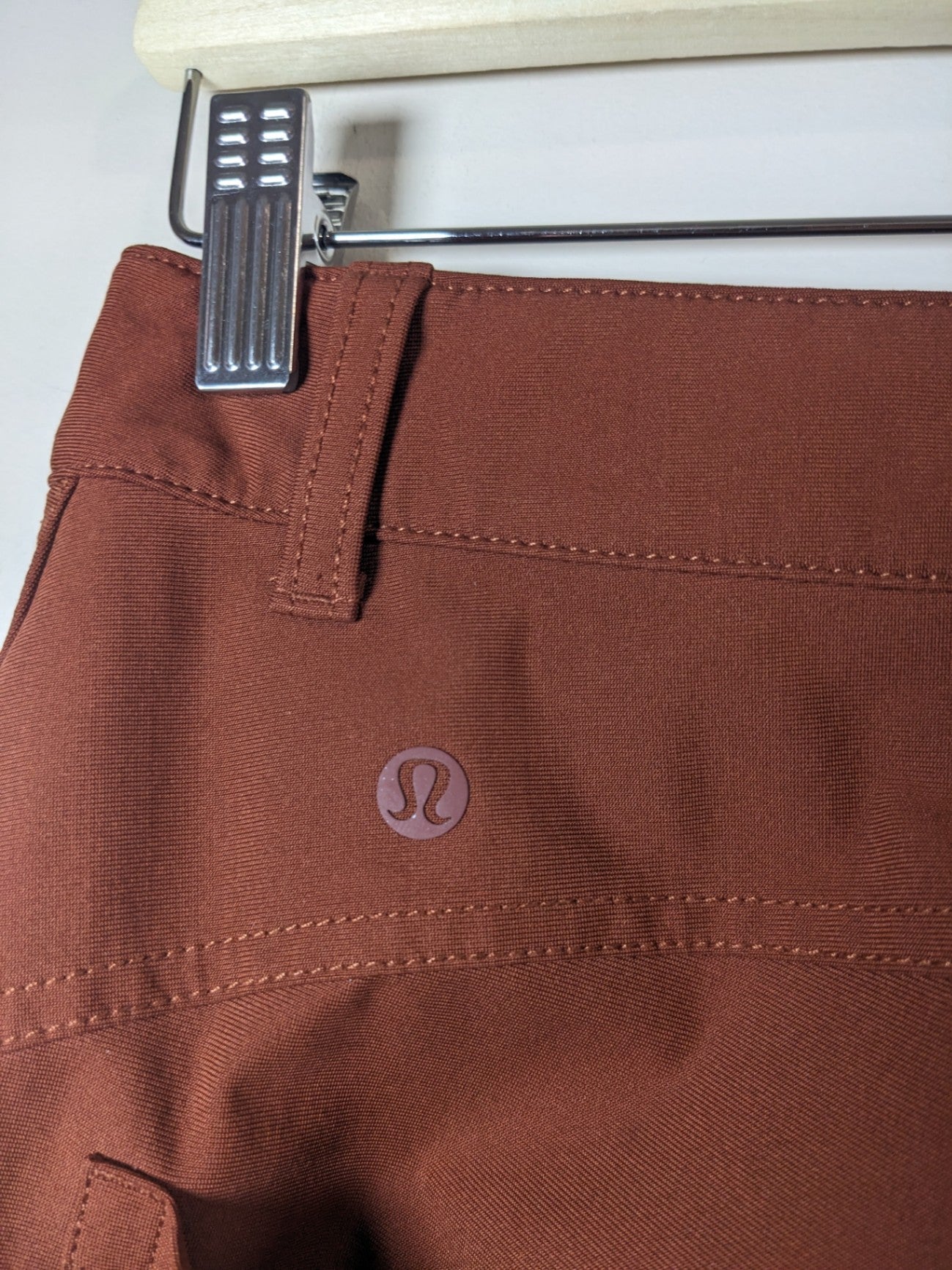 Lululemon Rust Pants - sz 6