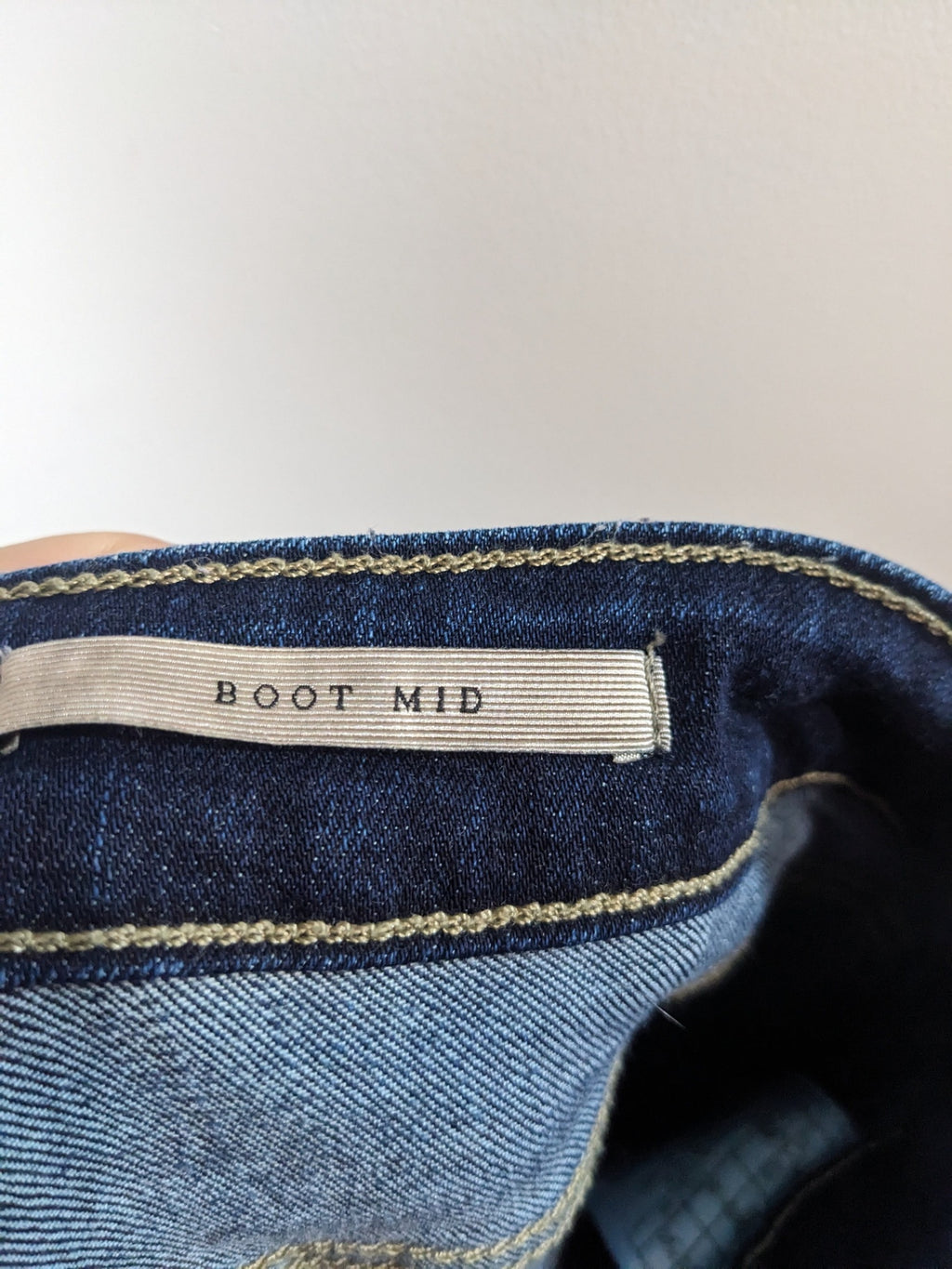 Guess Boot Cut Mid Denim Jeans - sz 29