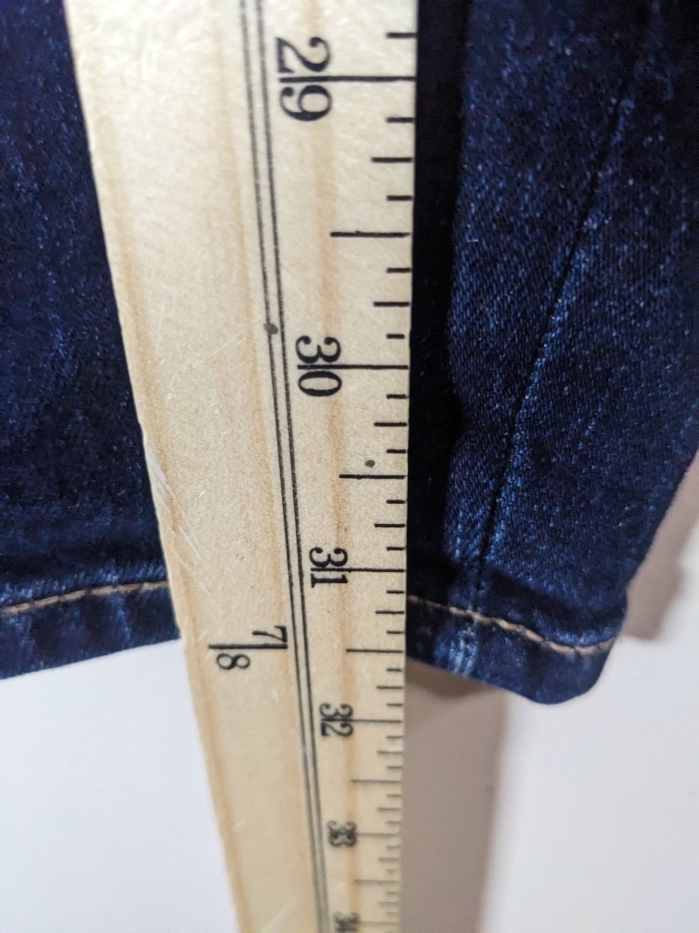 Silver Jeans Co. Suki Capri Denim Jeans - sz 29