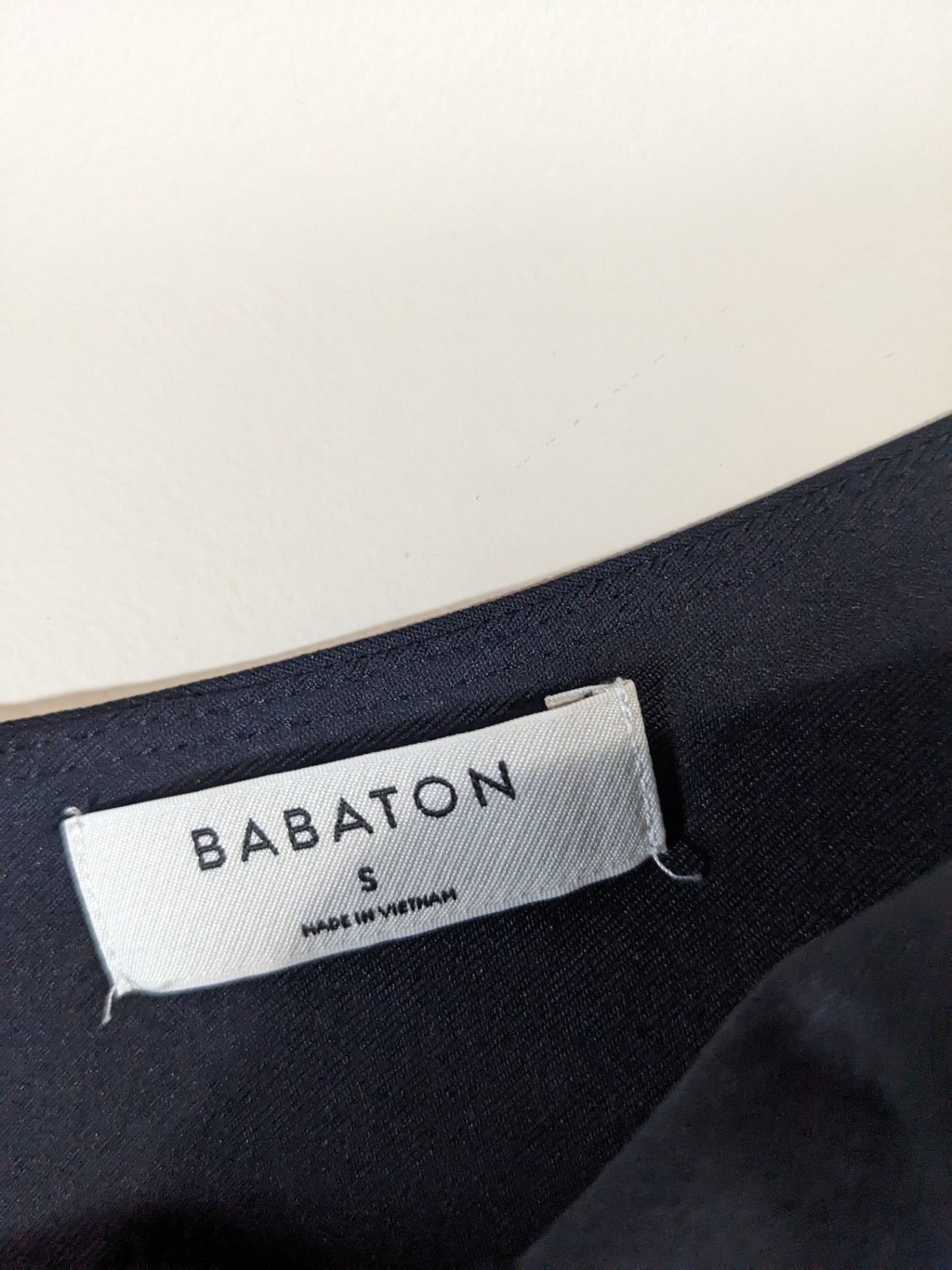 BABATON Black V-neck Bodysuit - S