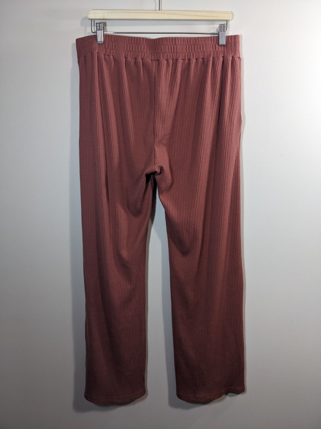 Smash + Tess Loungewear Pants - L