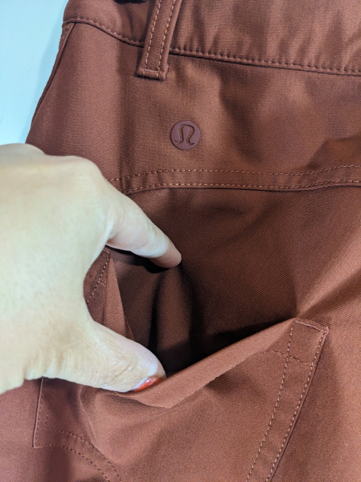 Lululemon Rust Pants - sz 6