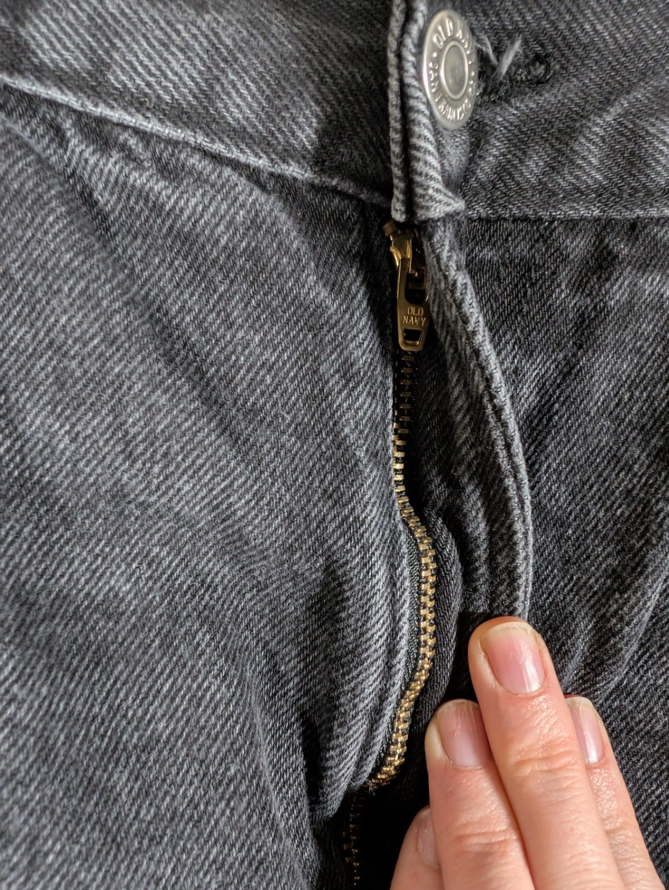 Old Navy black distressed shorts - 14
