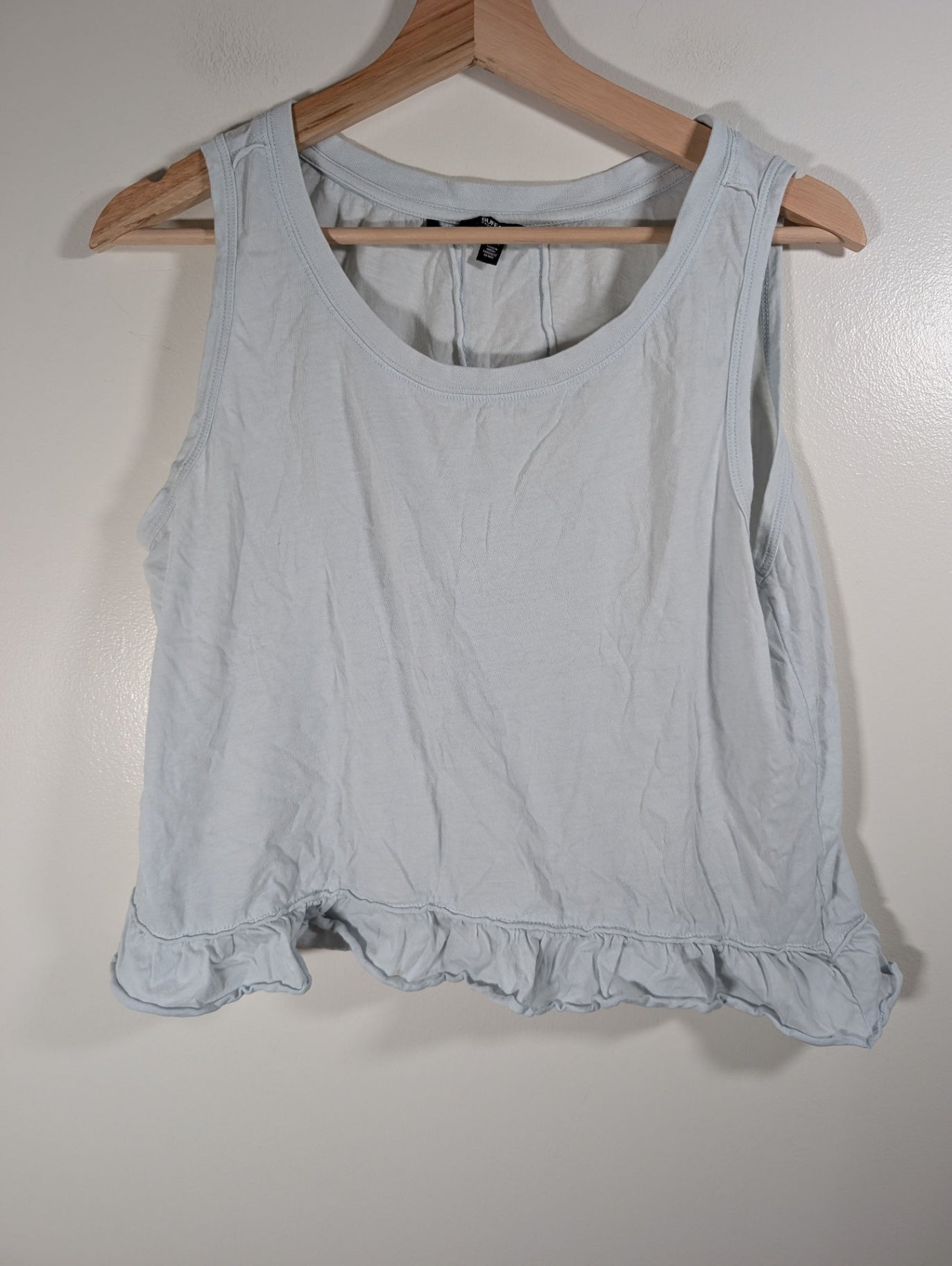 Buffalo ruffle tank - Medium